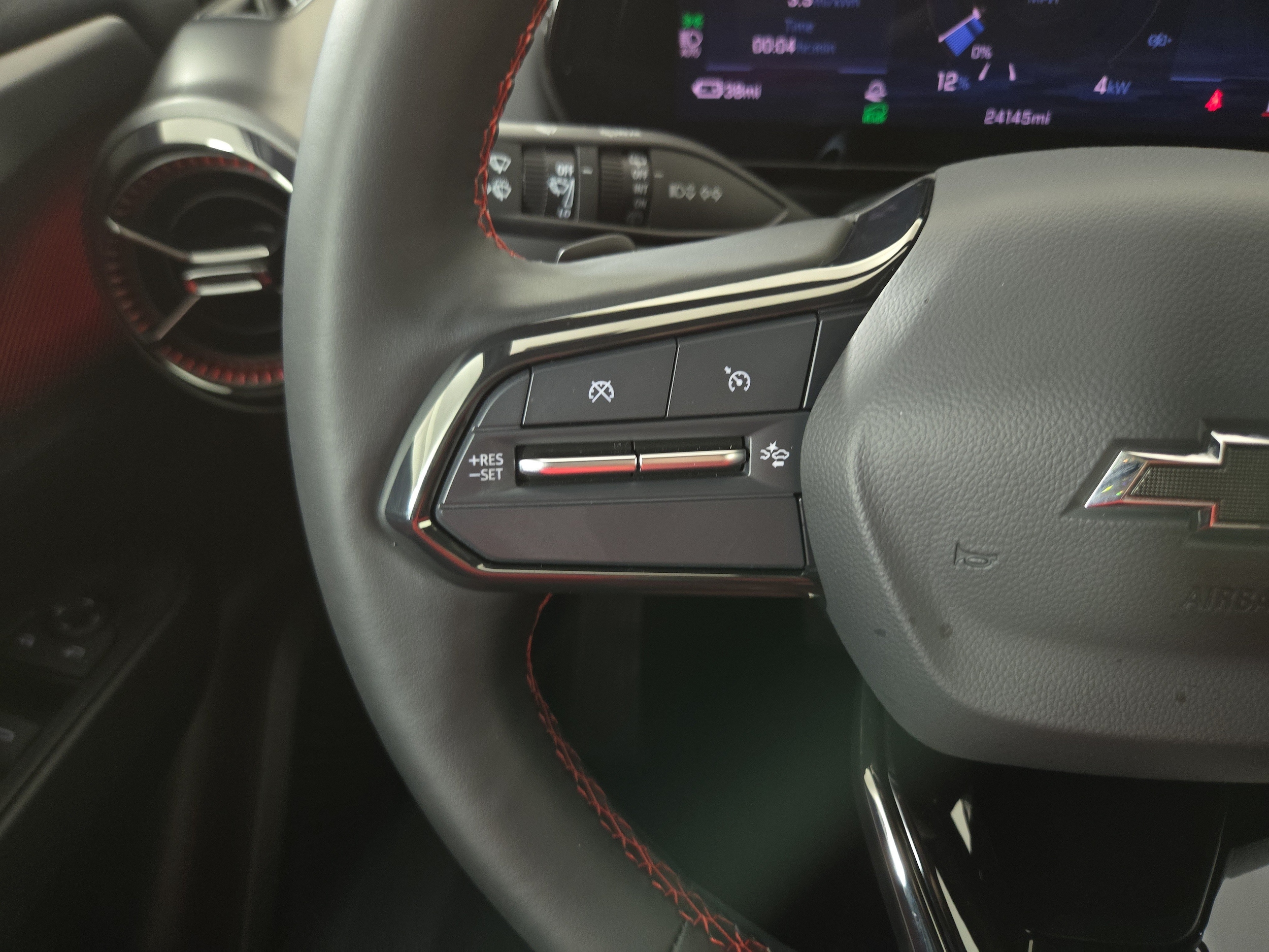 2024 Chevrolet Equinox EV RS - Photo 15