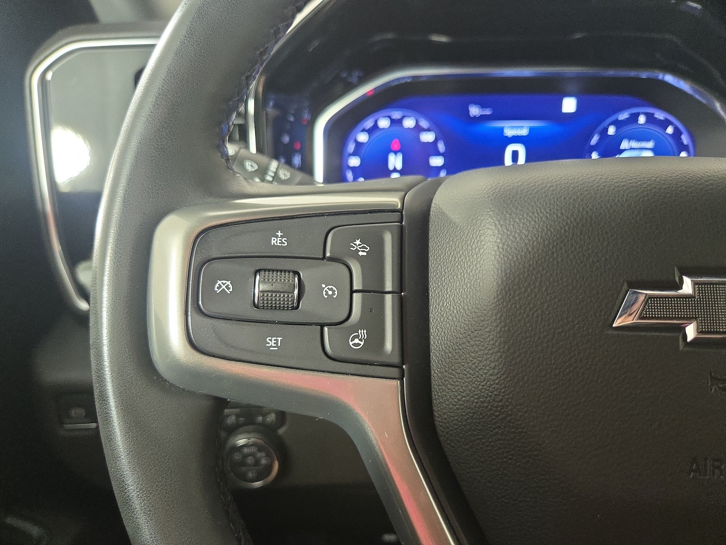 2023 Chevrolet Silverado 1500 RST - Photo 15