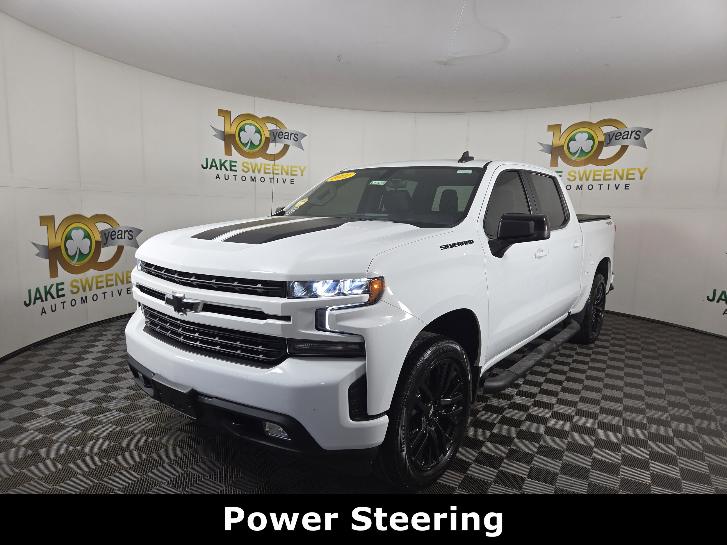 2021 Chevrolet Silverado 1500 RST photo 3