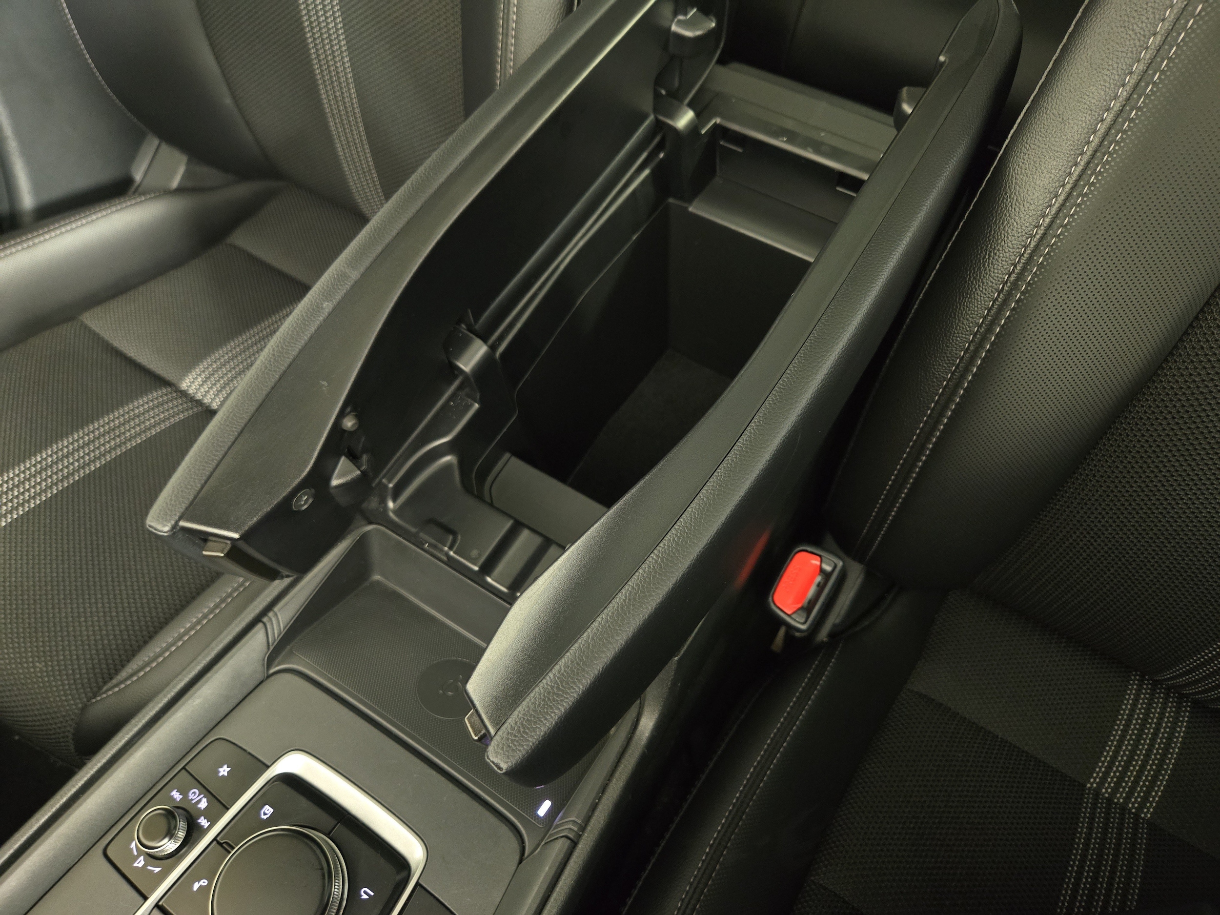 2025 Mazda CX-50 Premium - Photo 29