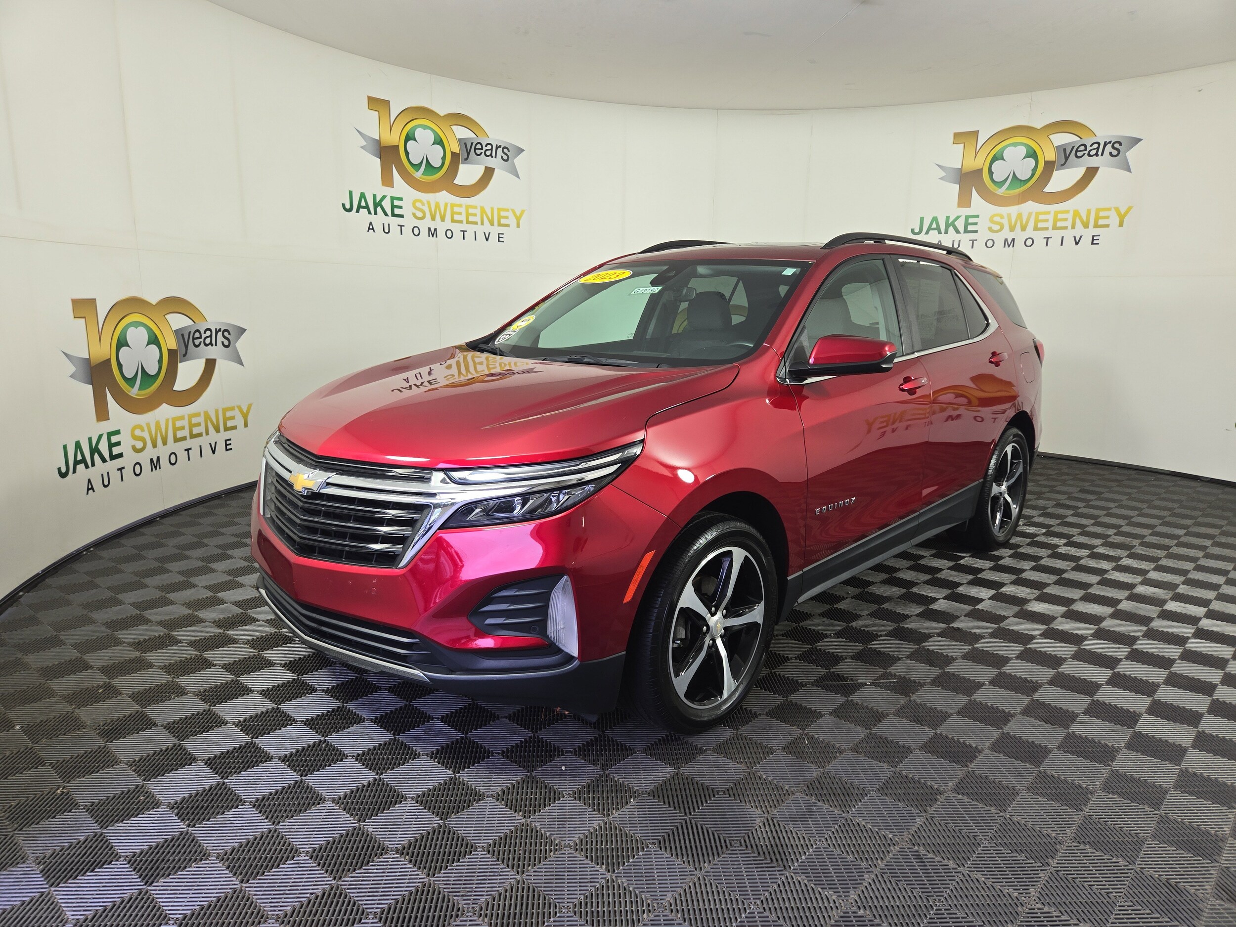2023 Chevrolet Equinox LT photo 3