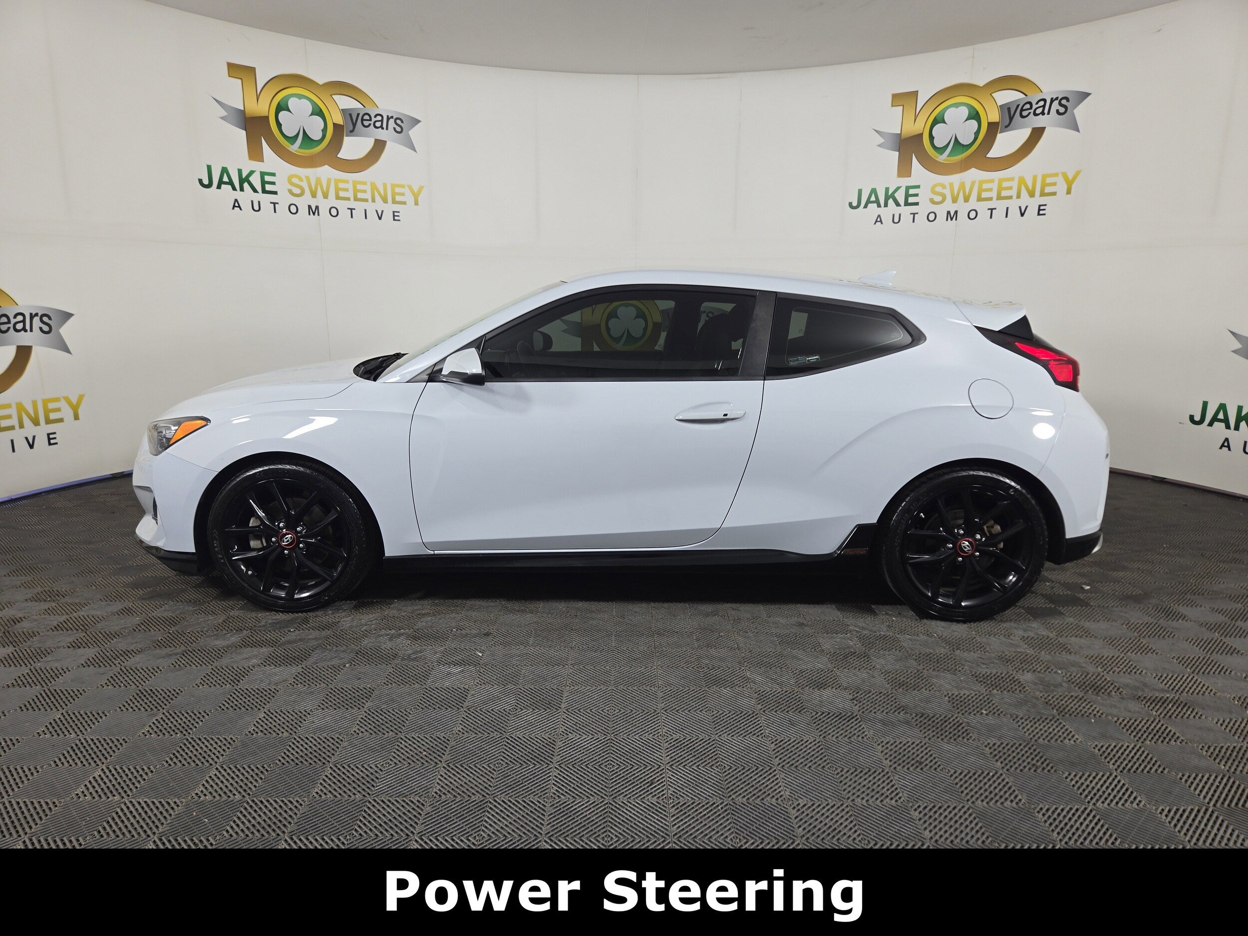 2020 Hyundai Veloster Turbo R-Spec photo 4