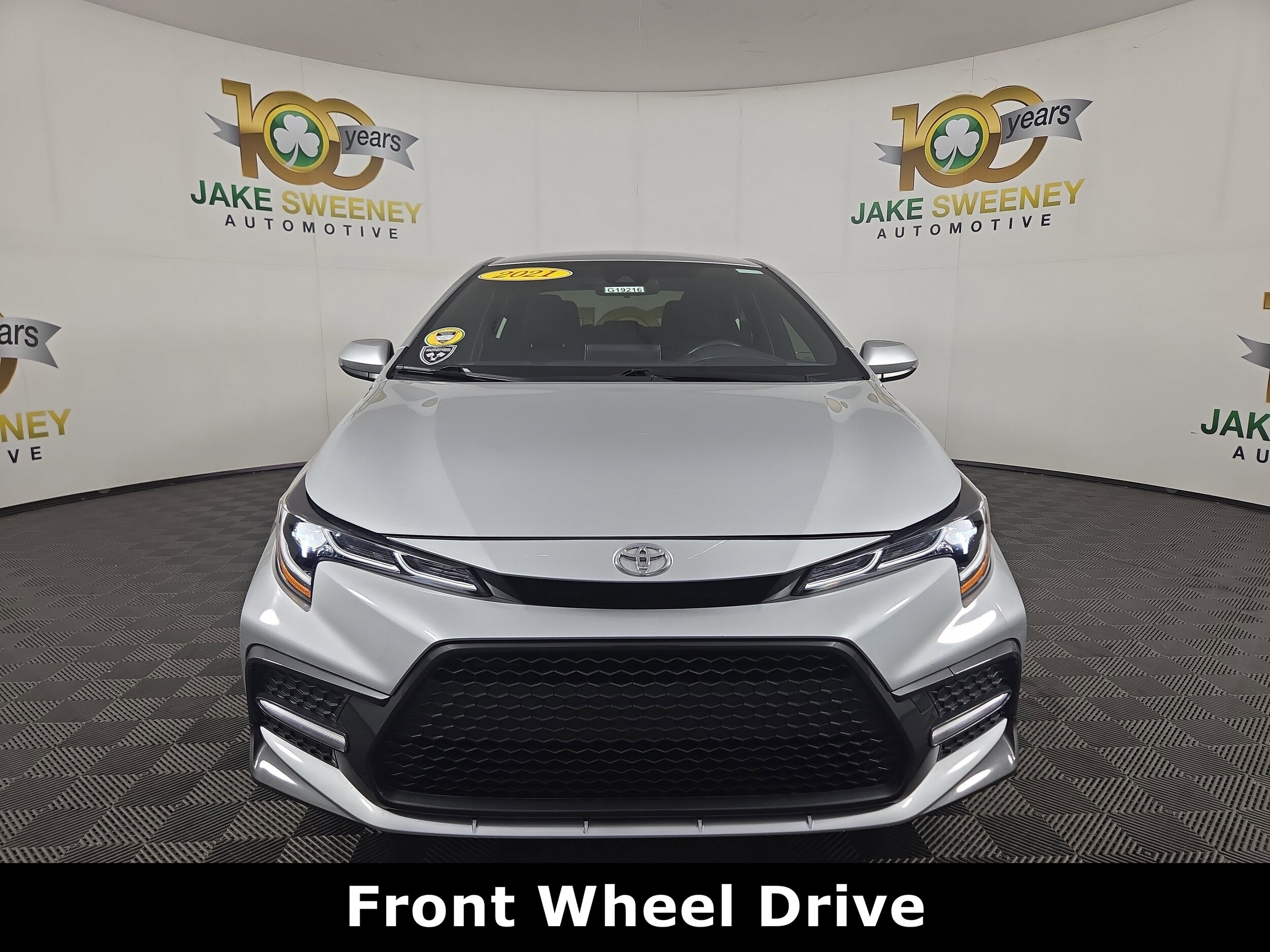 2021 Toyota Corolla SE photo 2