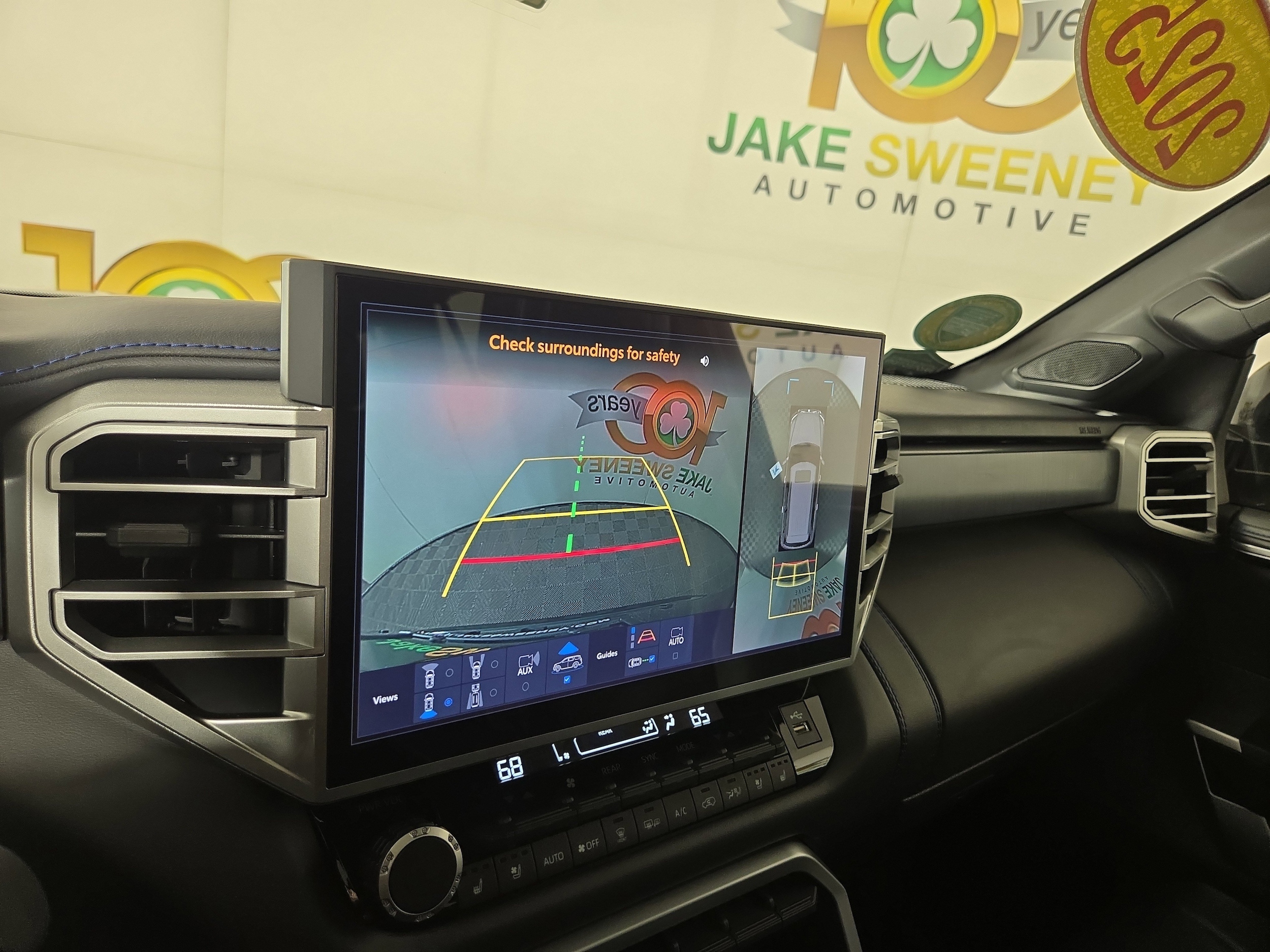 2025 Toyota Sequoia Platinum - Photo 21