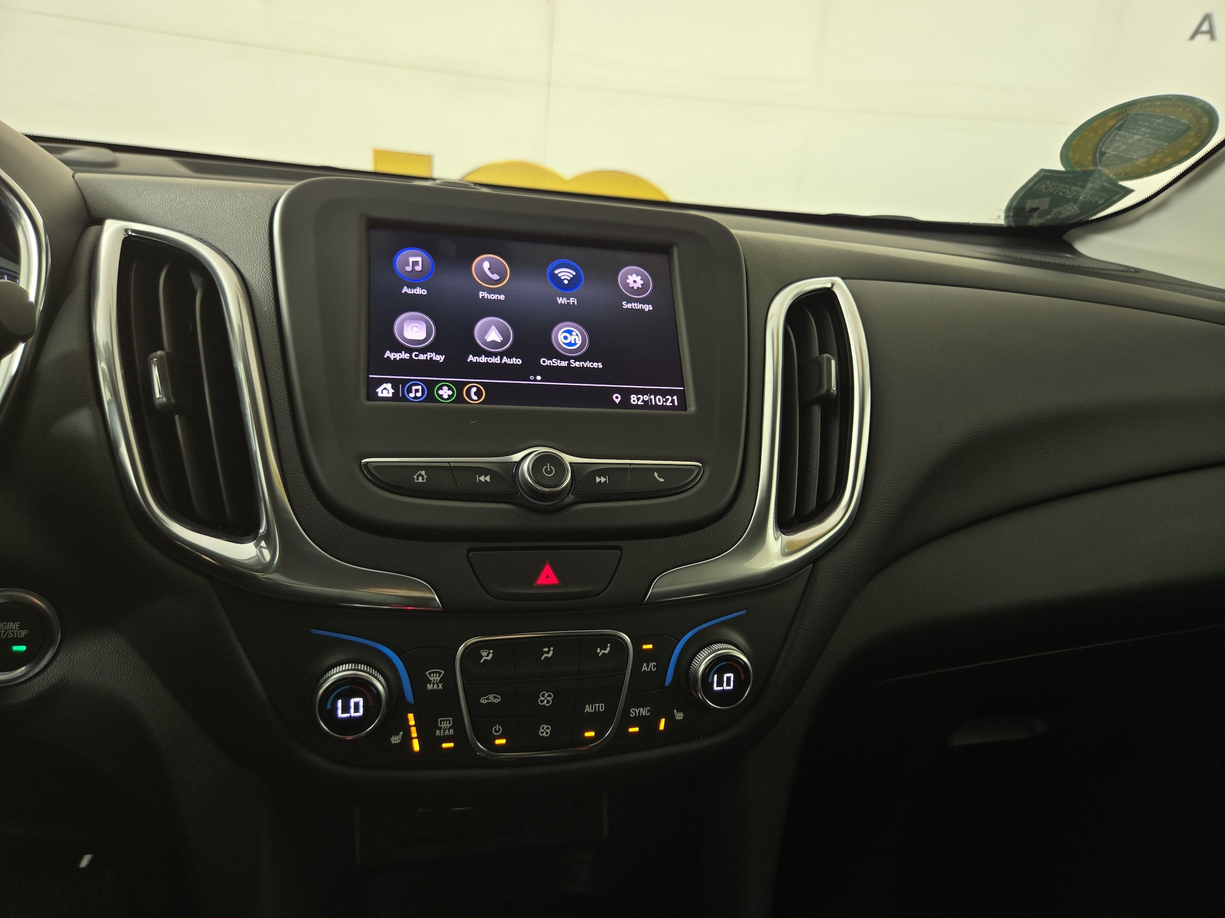 2021 Chevrolet Equinox LT - Photo 21