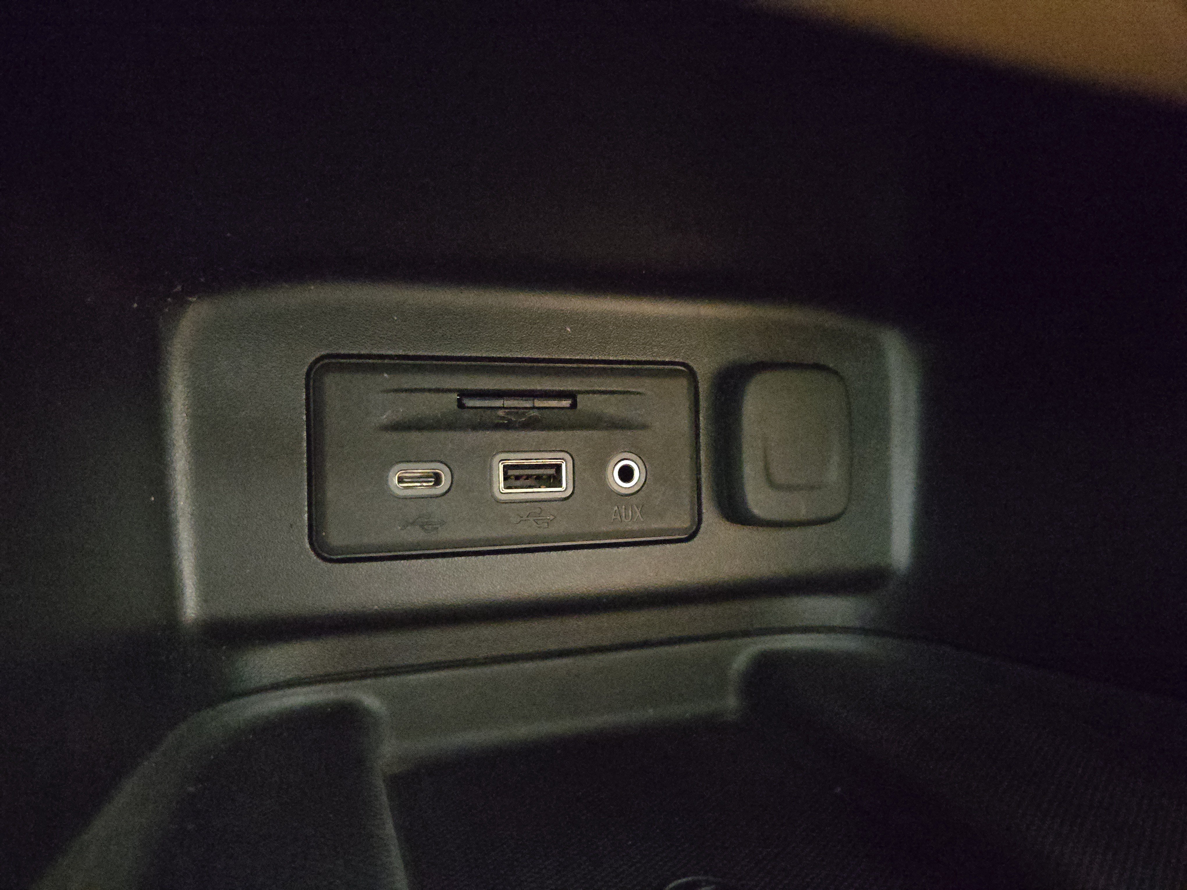 2019 Chevrolet Equinox Premier - Photo 29