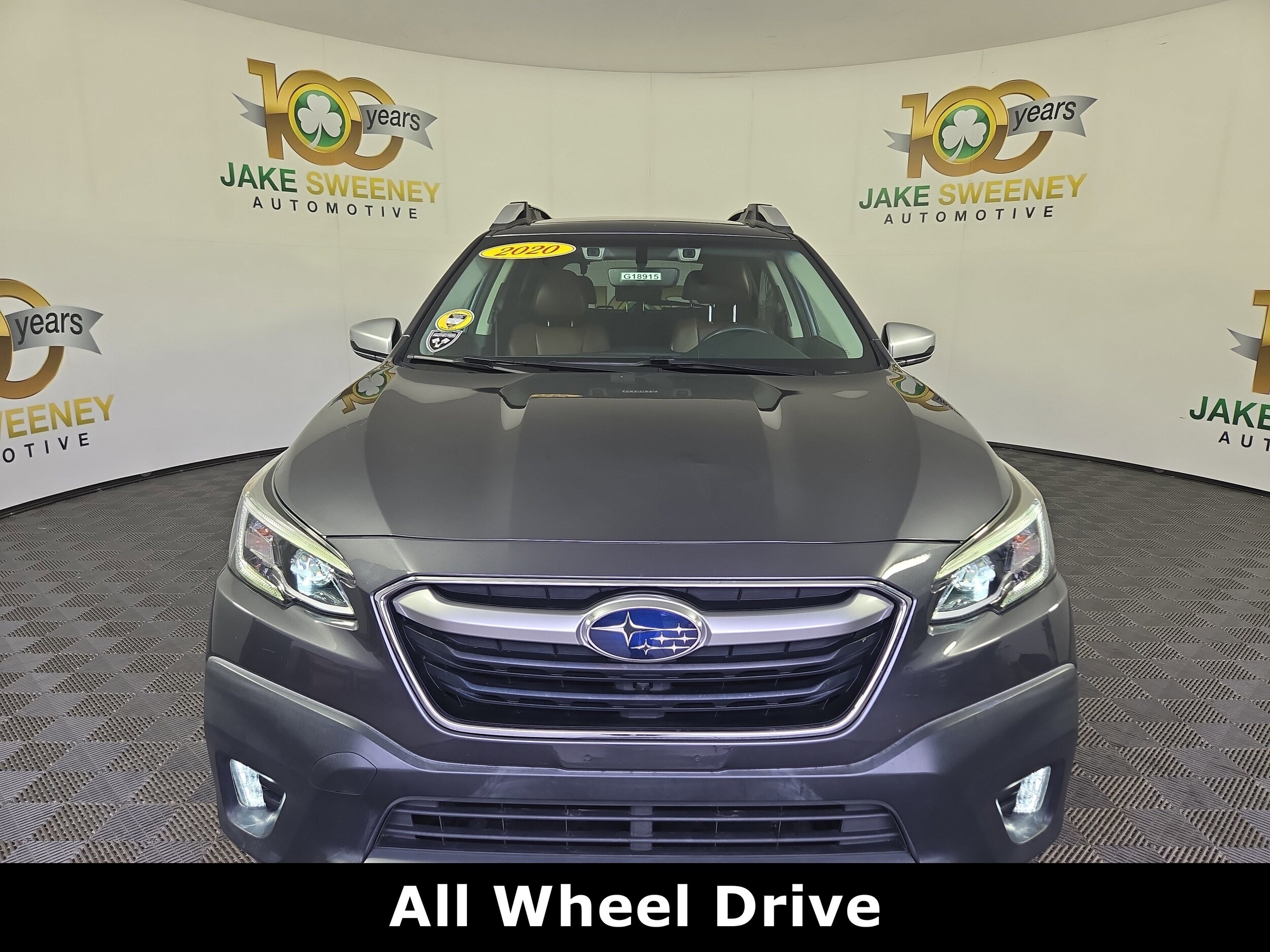 2020 Subaru Outback Touring photo 2