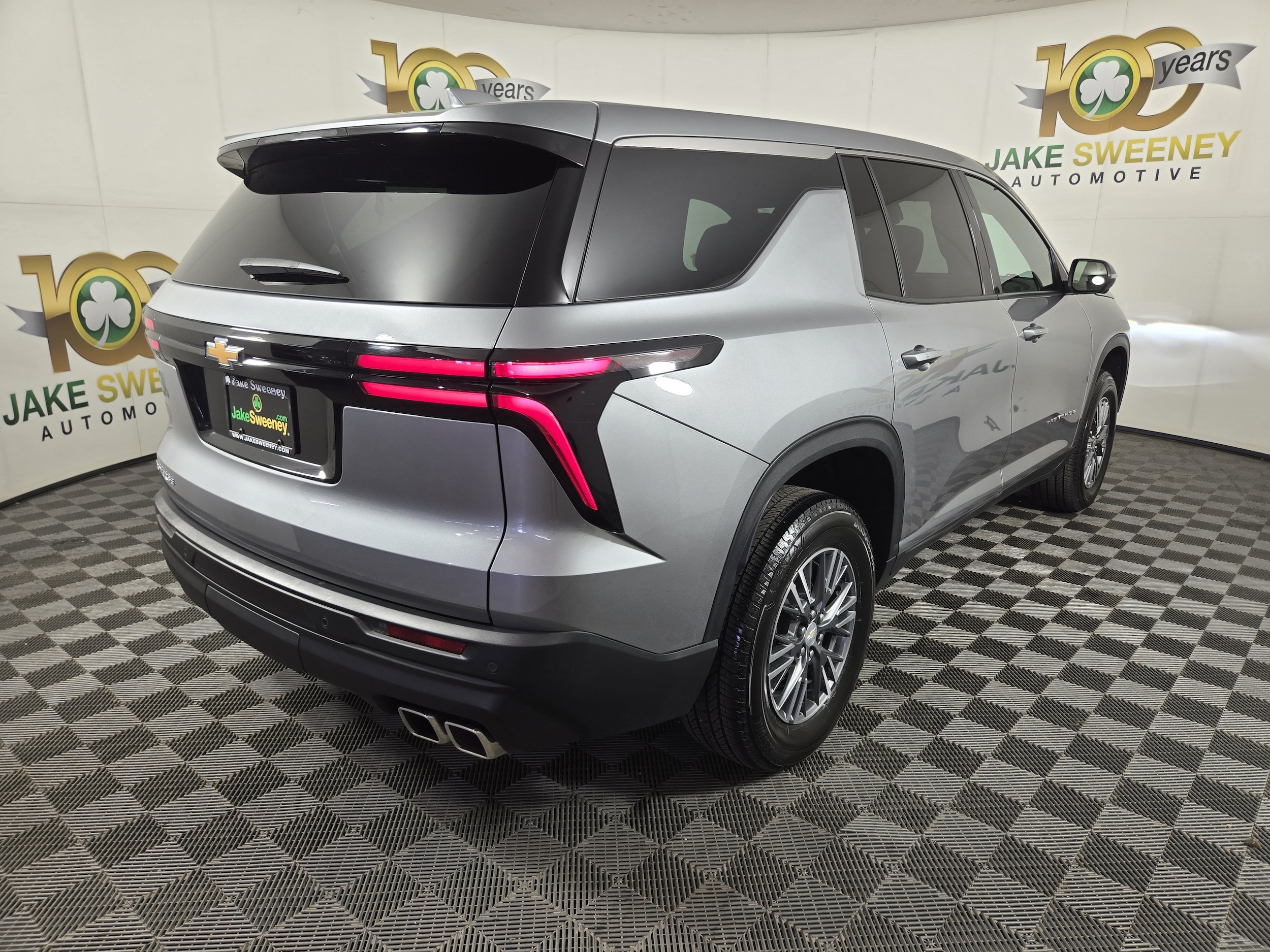 2024 Chevrolet Traverse LS - Photo 9