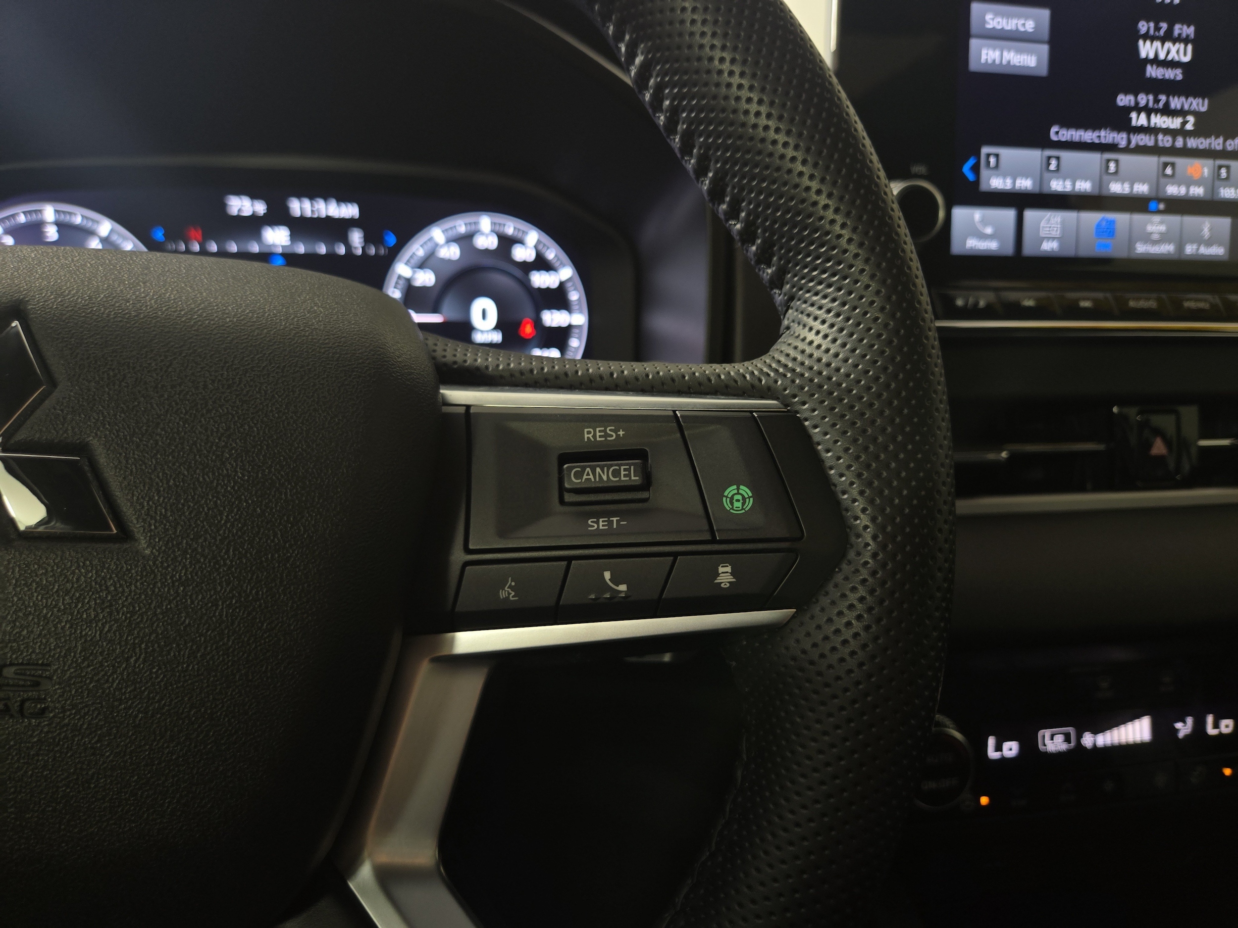 2024 Mitsubishi Outlander SEL Black Edition - Photo 17