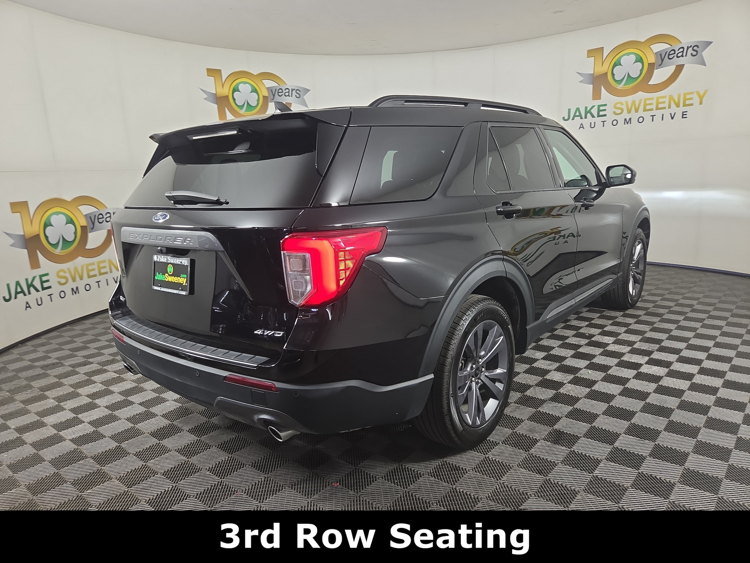 2024 Ford Explorer XLT - Photo 9
