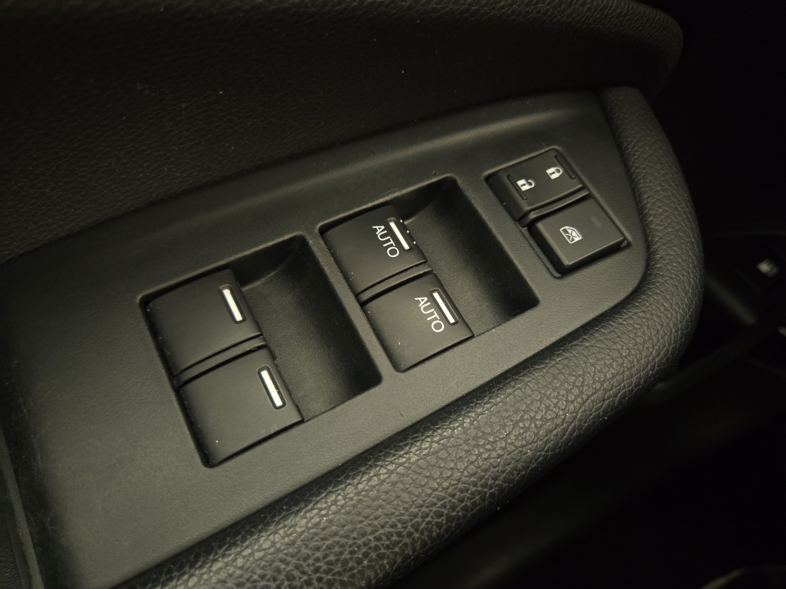 2023 Honda Ridgeline Sport - Photo 25