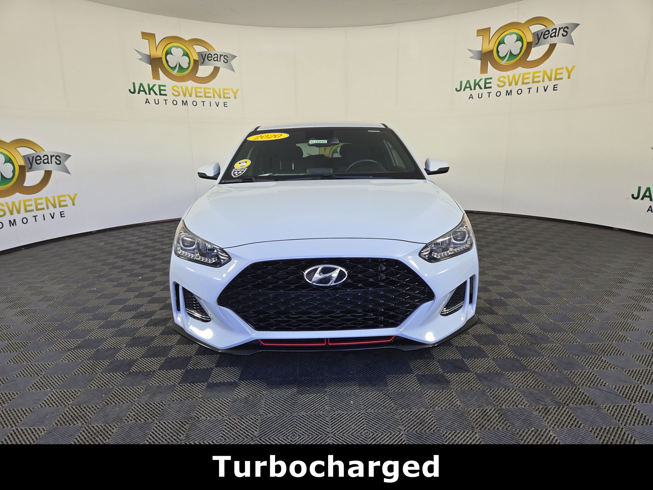 2020 Hyundai Veloster Turbo R-Spec photo 2