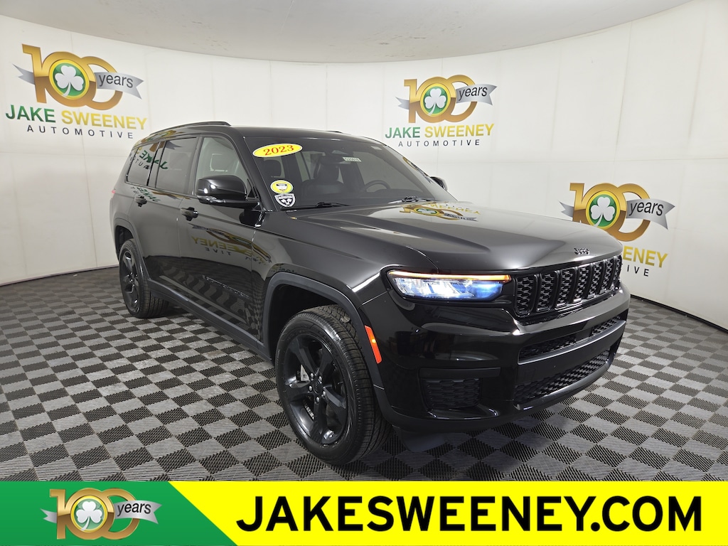 Used 2023 Jeep Grand Cherokee L Altitude 4x4 SUV