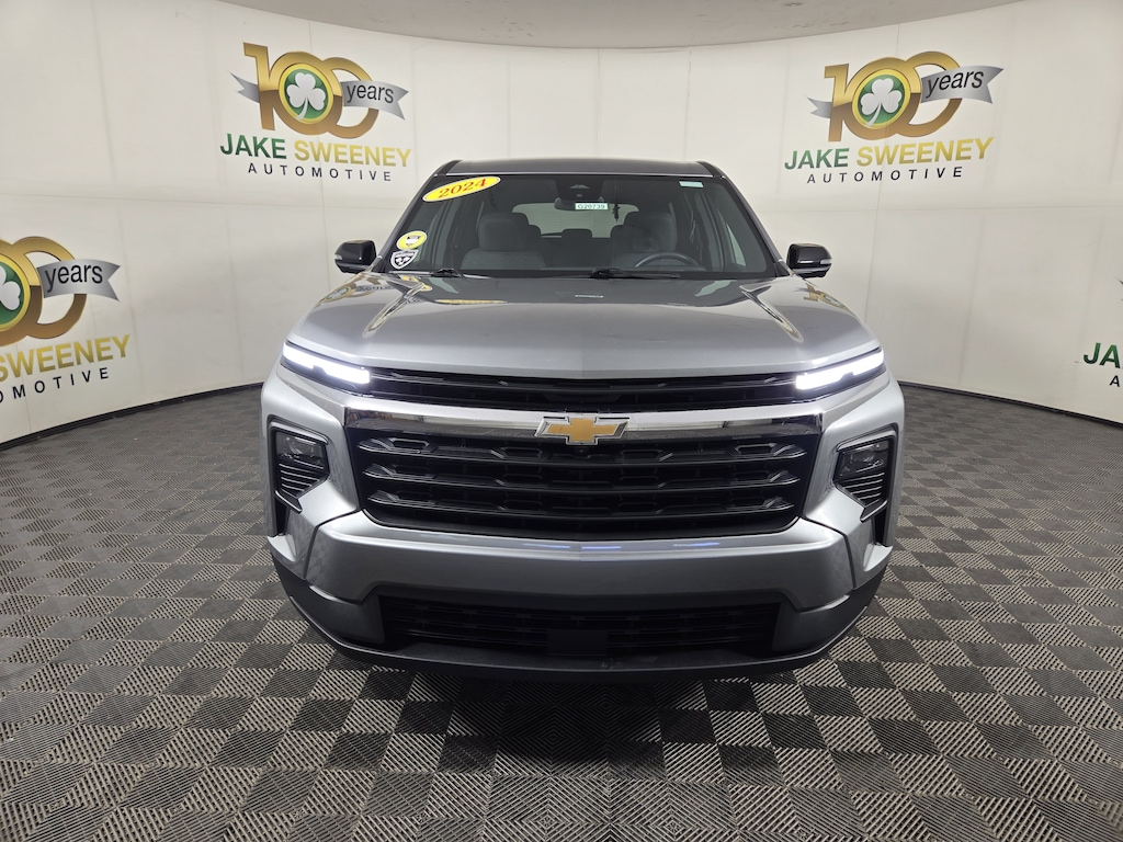 Used 2024 Chevrolet Traverse LS SUV