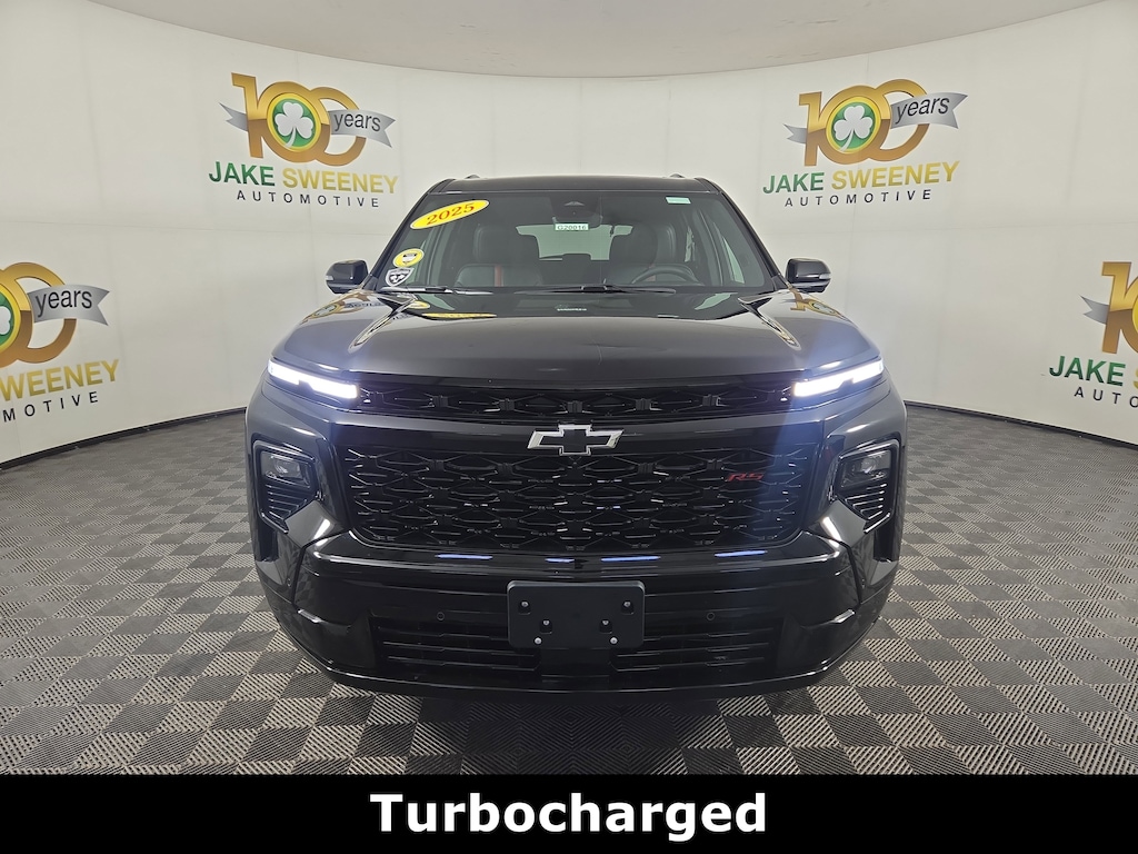 Used 2025 Chevrolet Traverse RS SUV