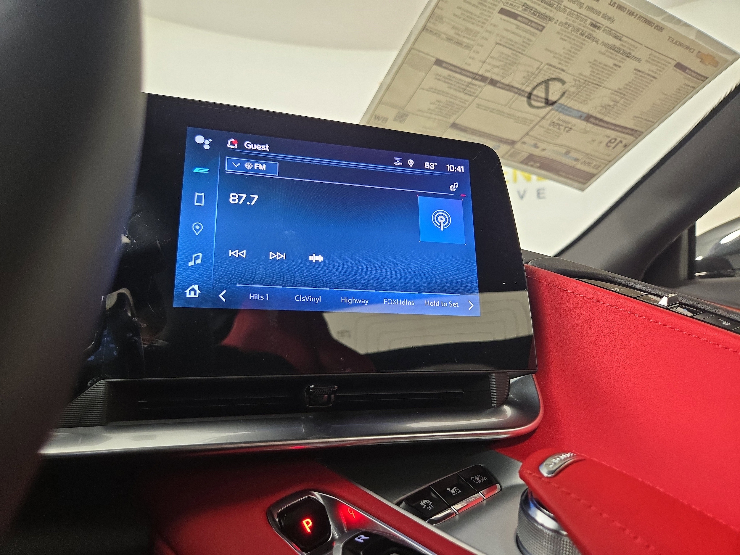 2025 Chevrolet Corvette 2LZ - Photo 17