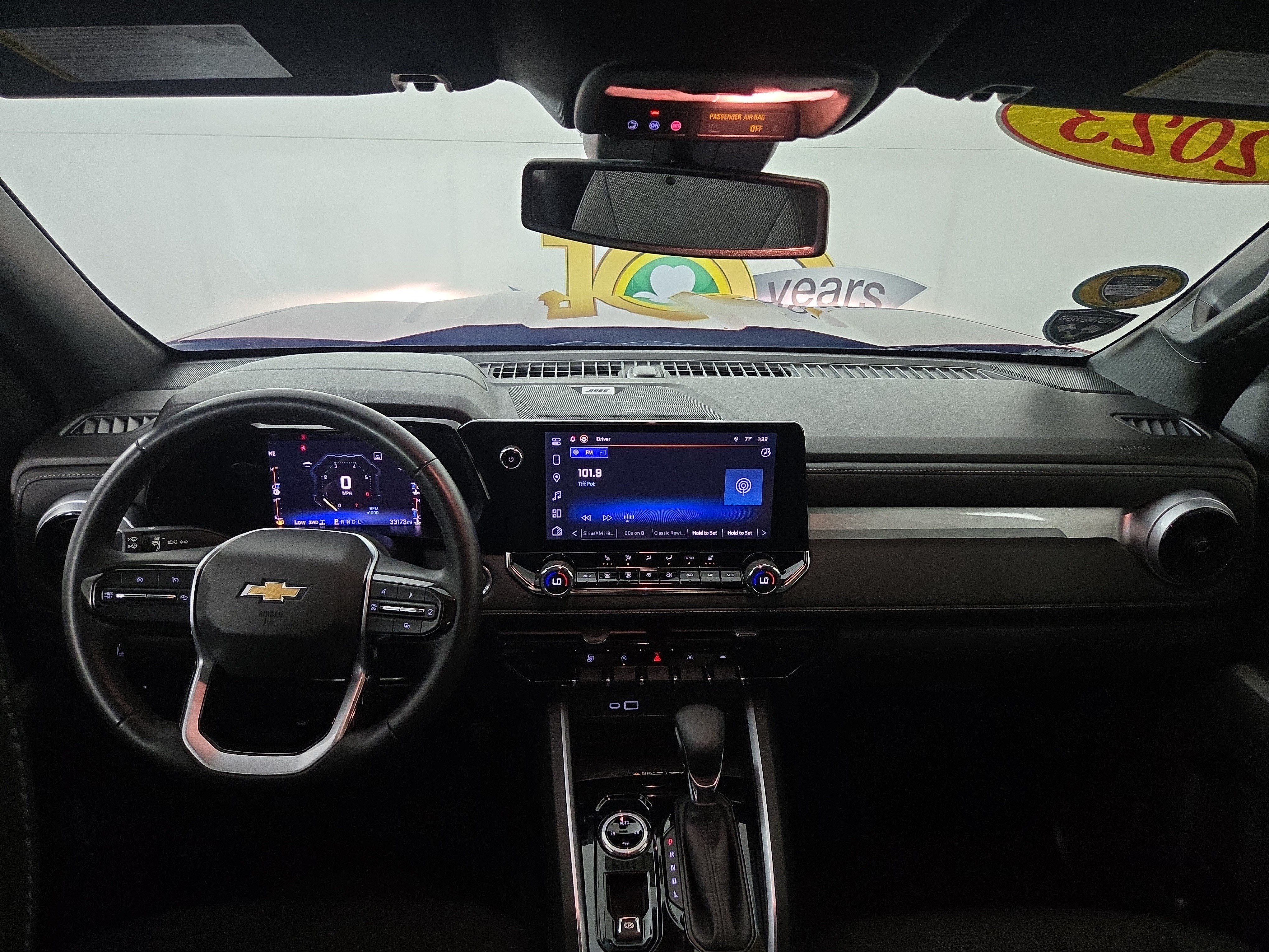 2023 Chevrolet Colorado LT - Photo 13
