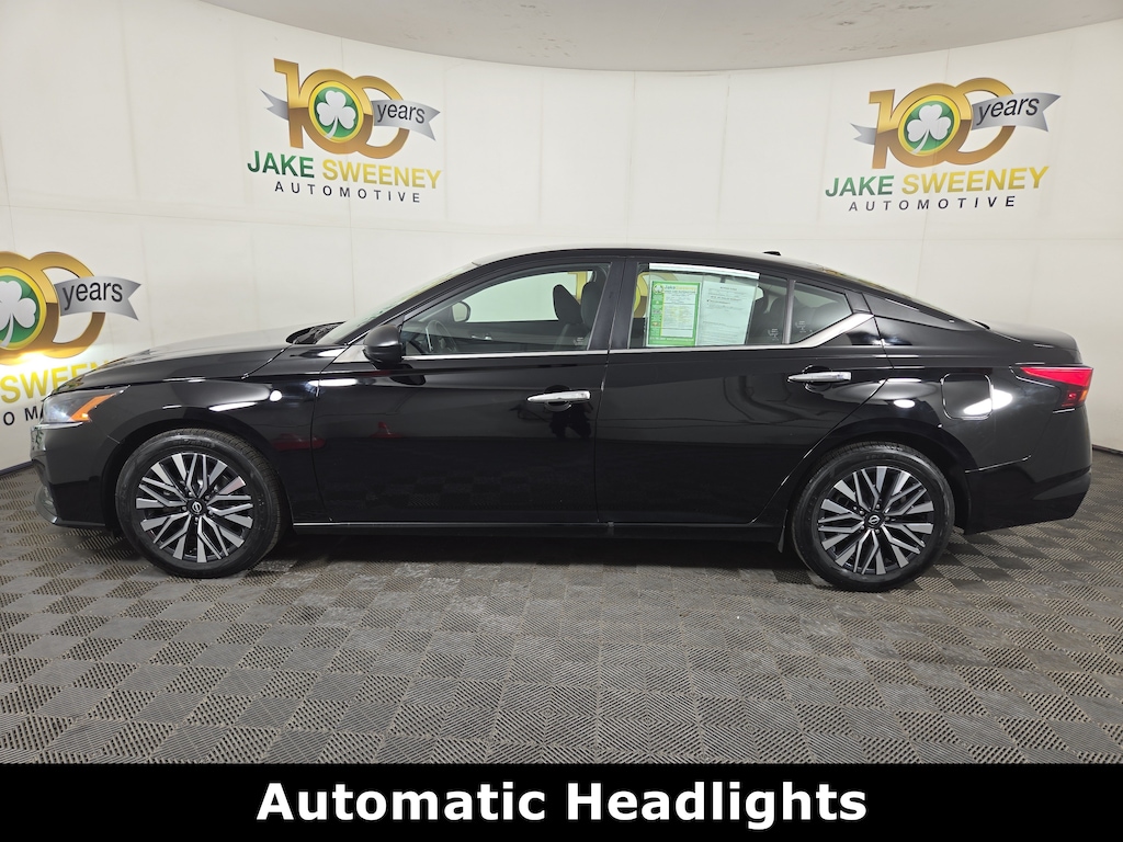 Used 2025 Nissan Altima SV Sedan