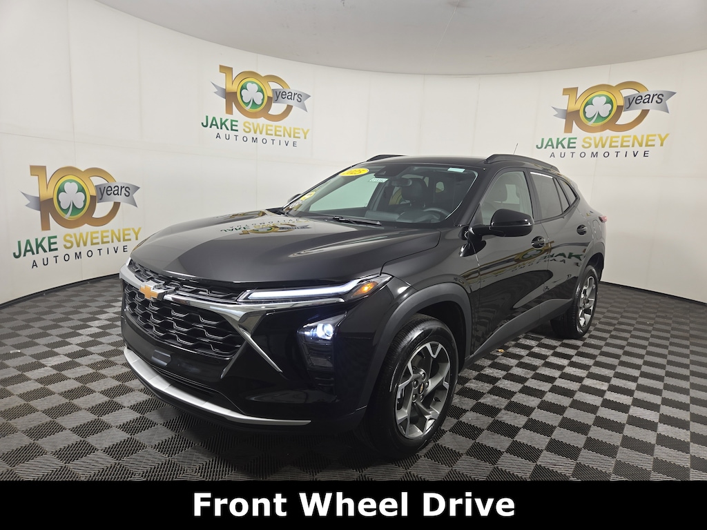 Used 2025 Chevrolet Trax LT SUV