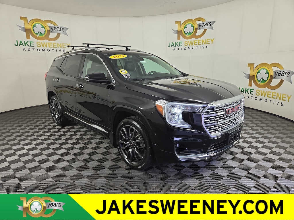 Used 2024 GMC Terrain Denali SUV
