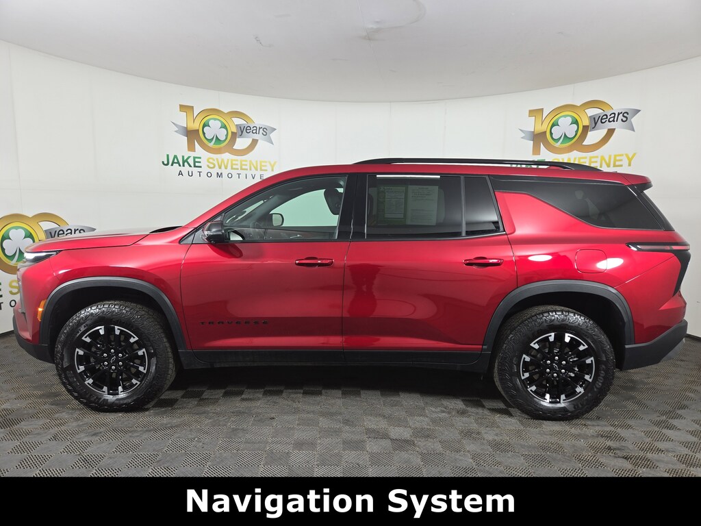 Used 2025 Chevrolet Traverse Z71 SUV