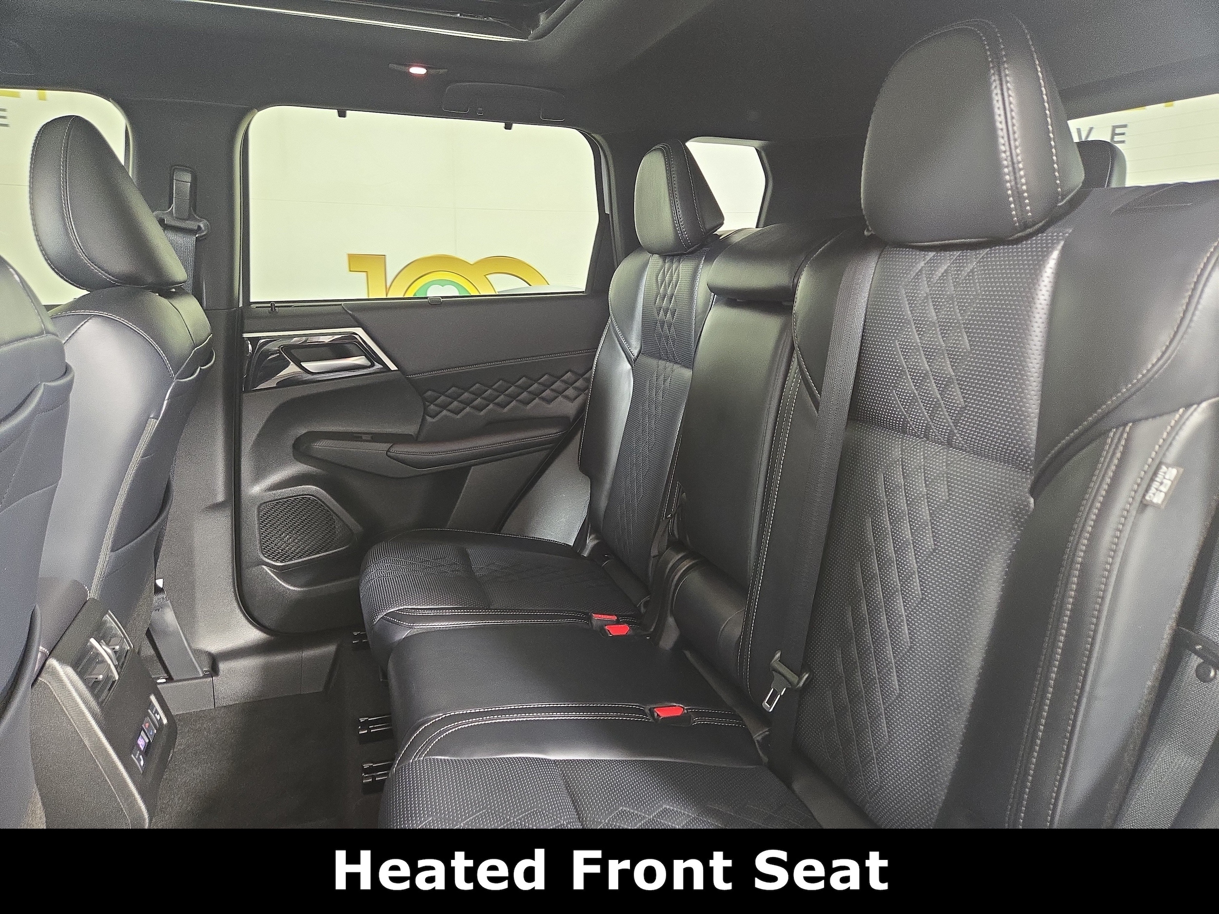 2024 Mitsubishi Outlander SEL Black Edition - Photo 12