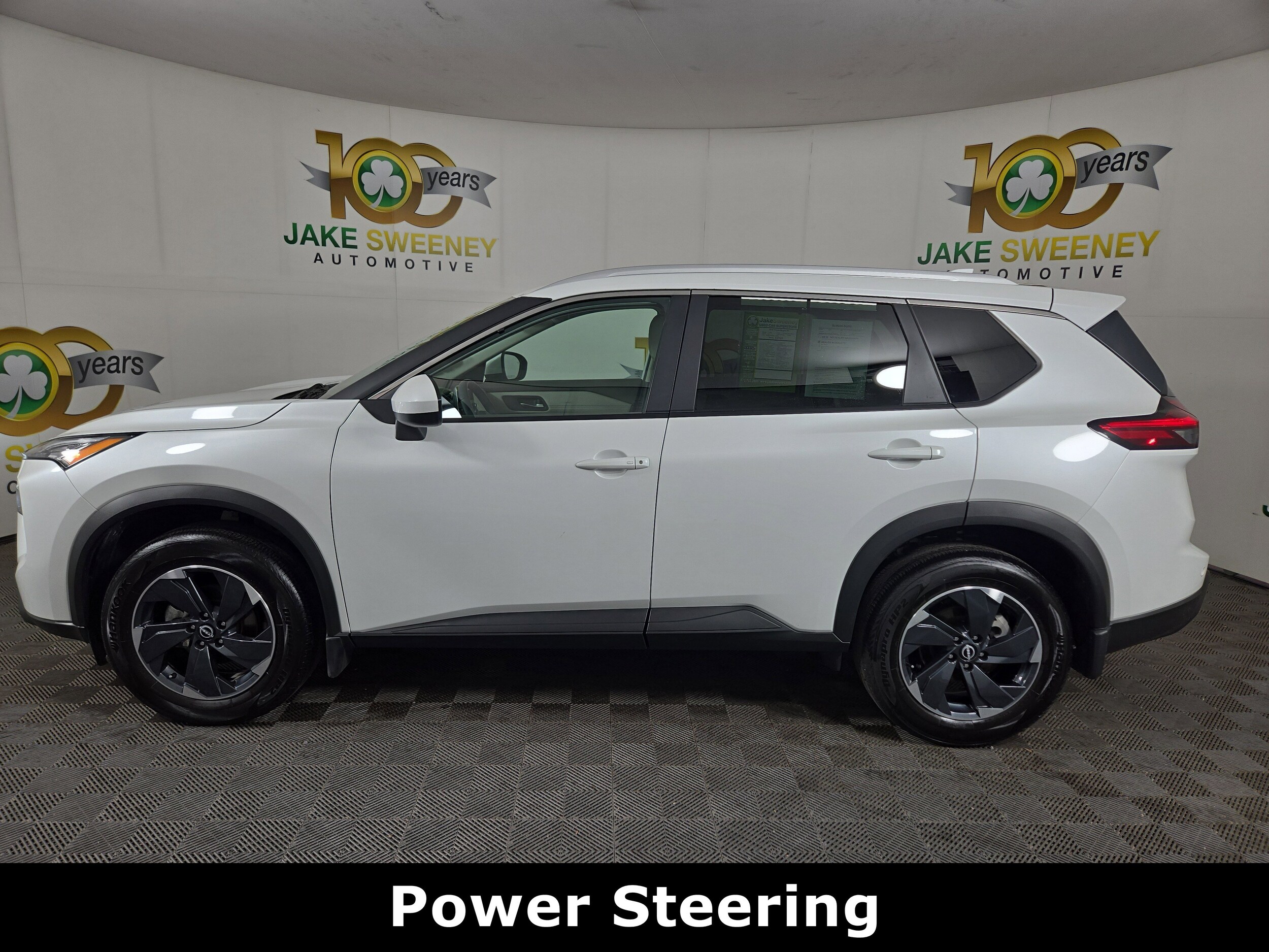 2024 Nissan Rogue SV AWD photo 4