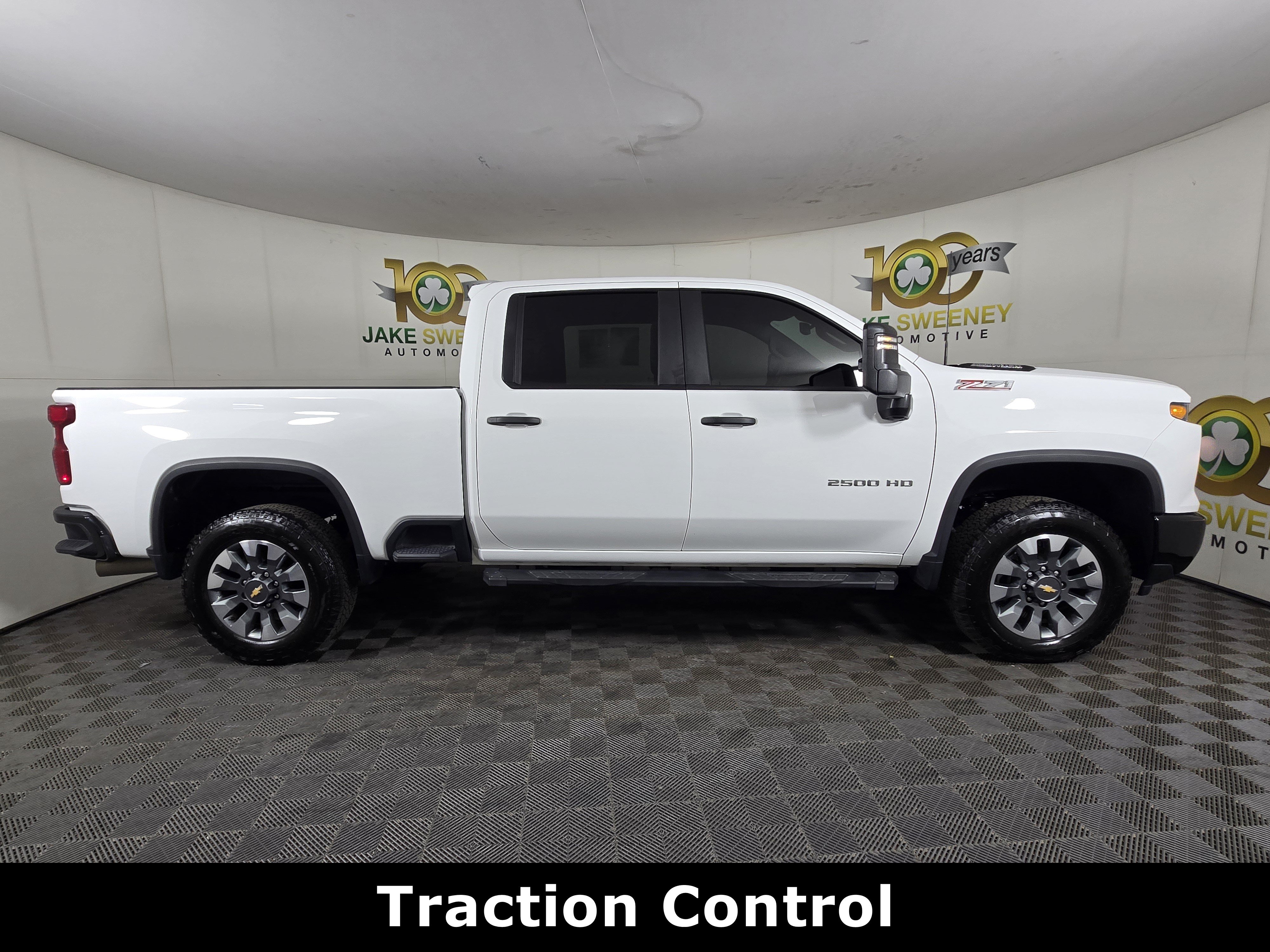 2025 Chevrolet Silverado 2500HD Custom - Photo 10