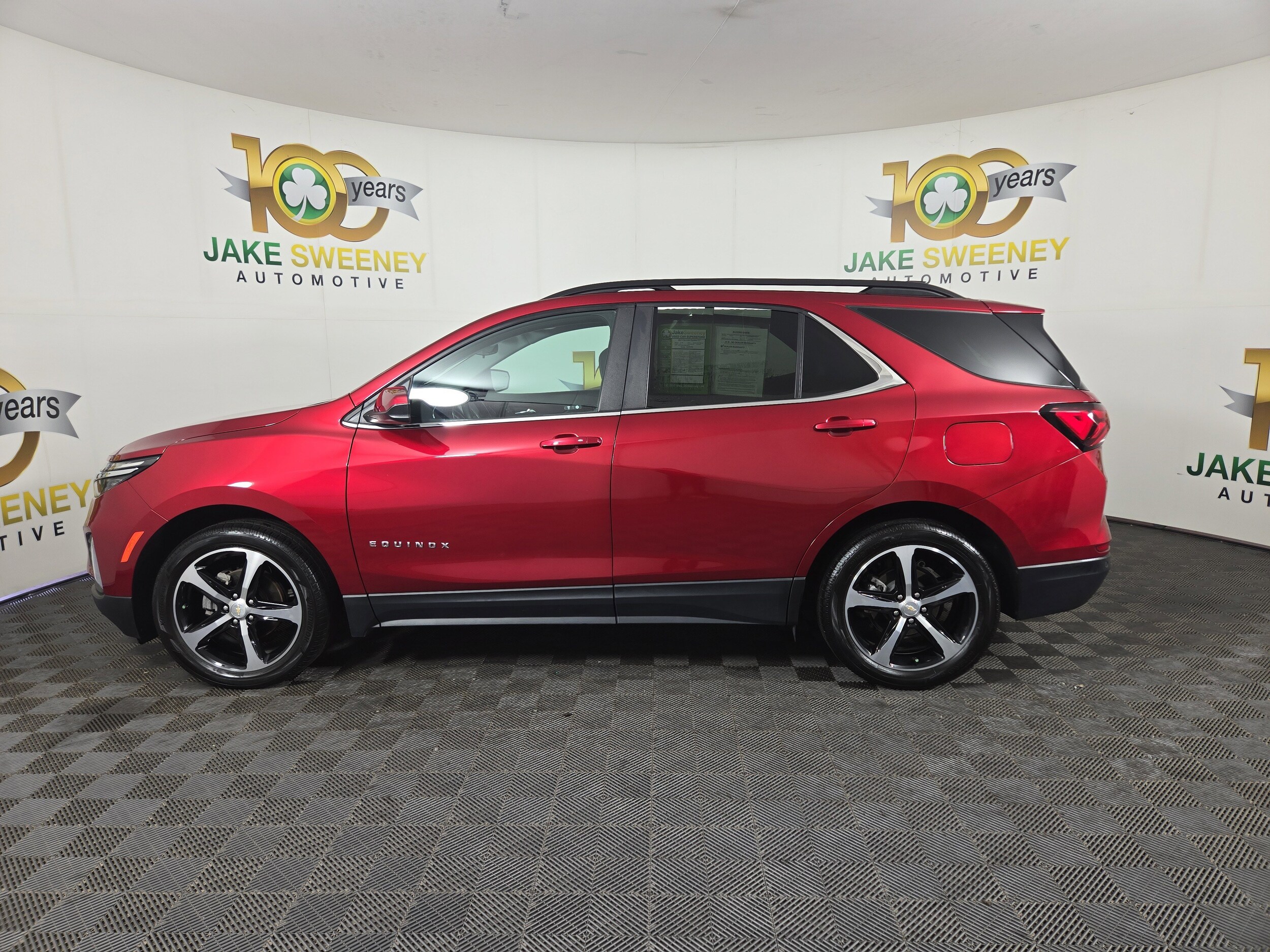 2023 Chevrolet Equinox LT photo 4