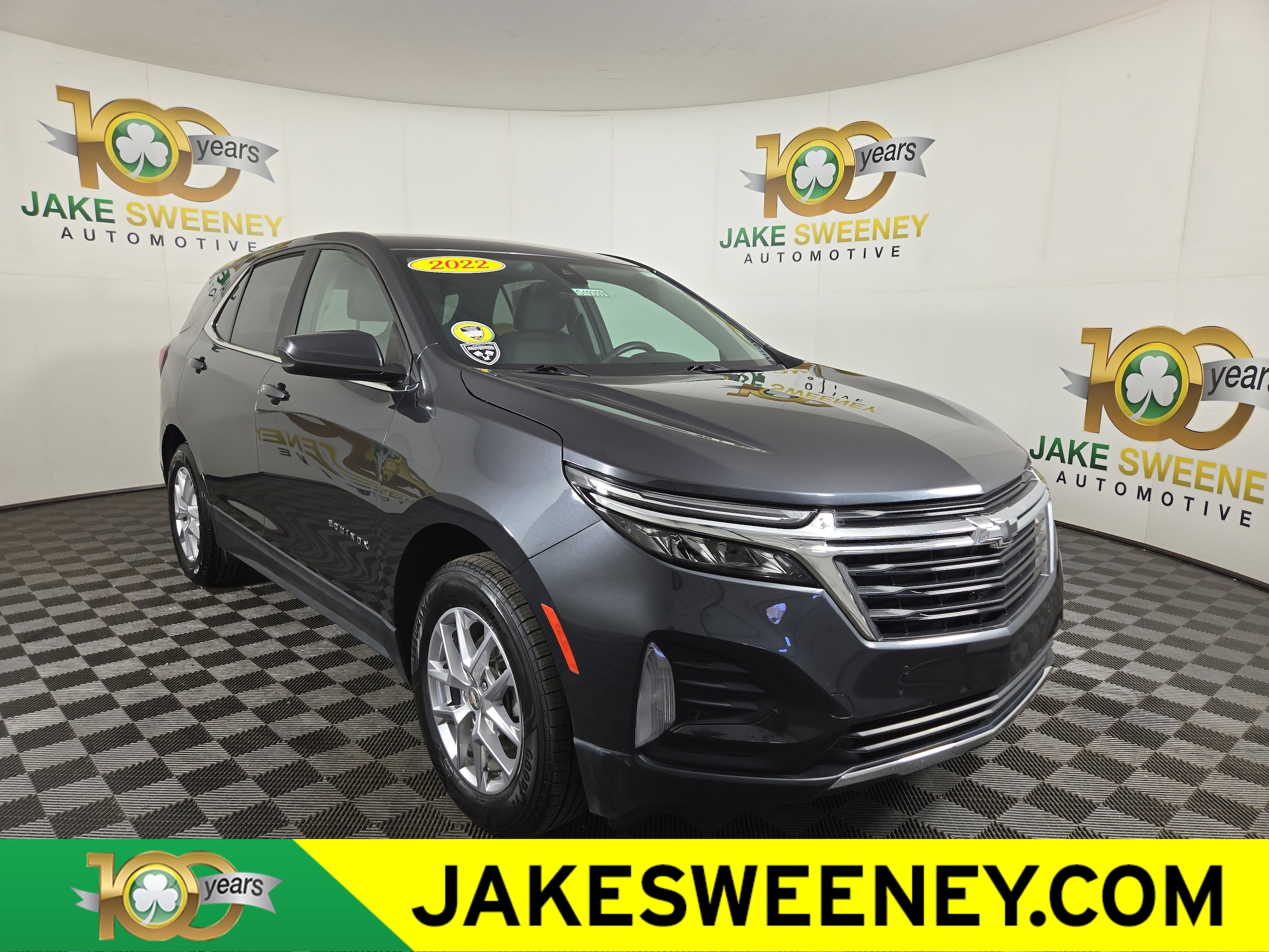 2022 Chevrolet Equinox LT's photo