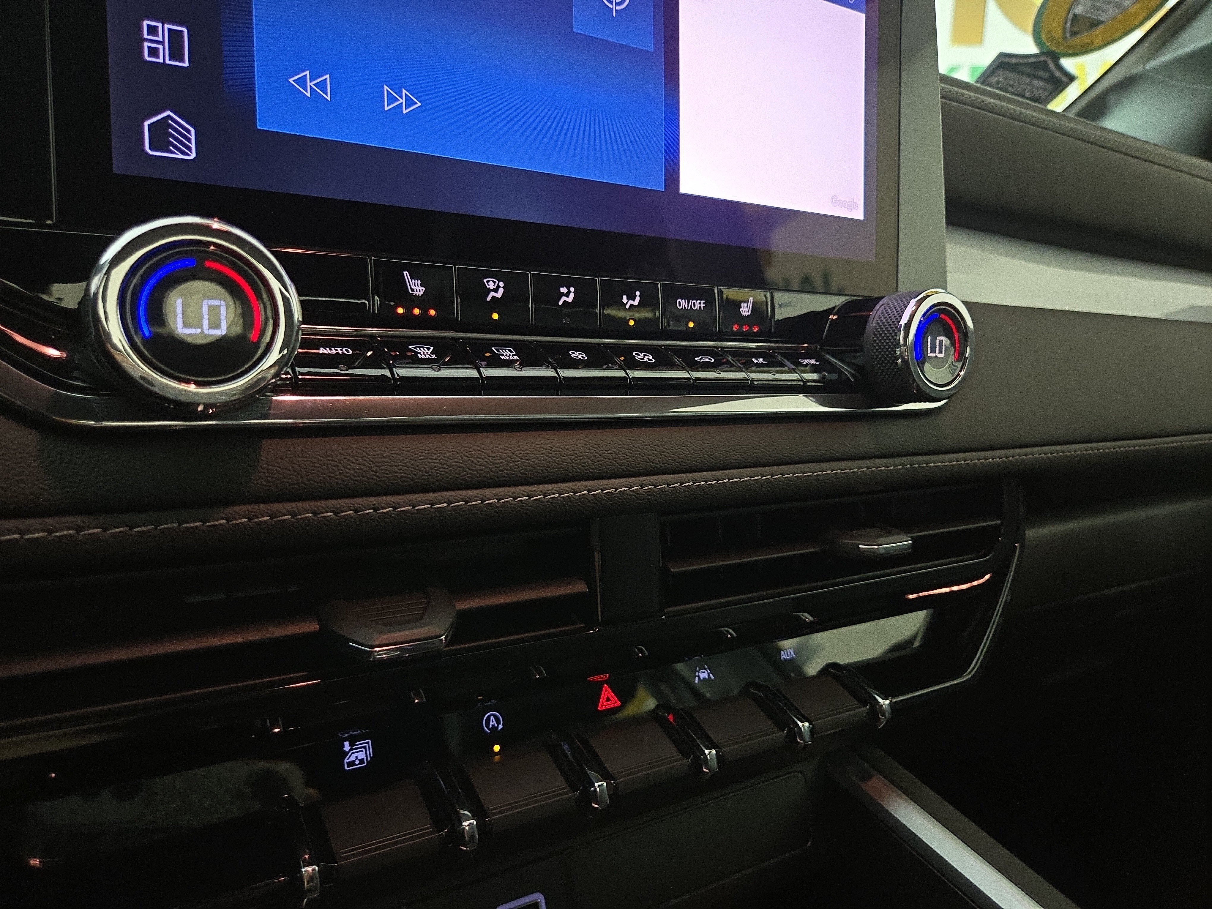 2023 Chevrolet Colorado LT - Photo 26