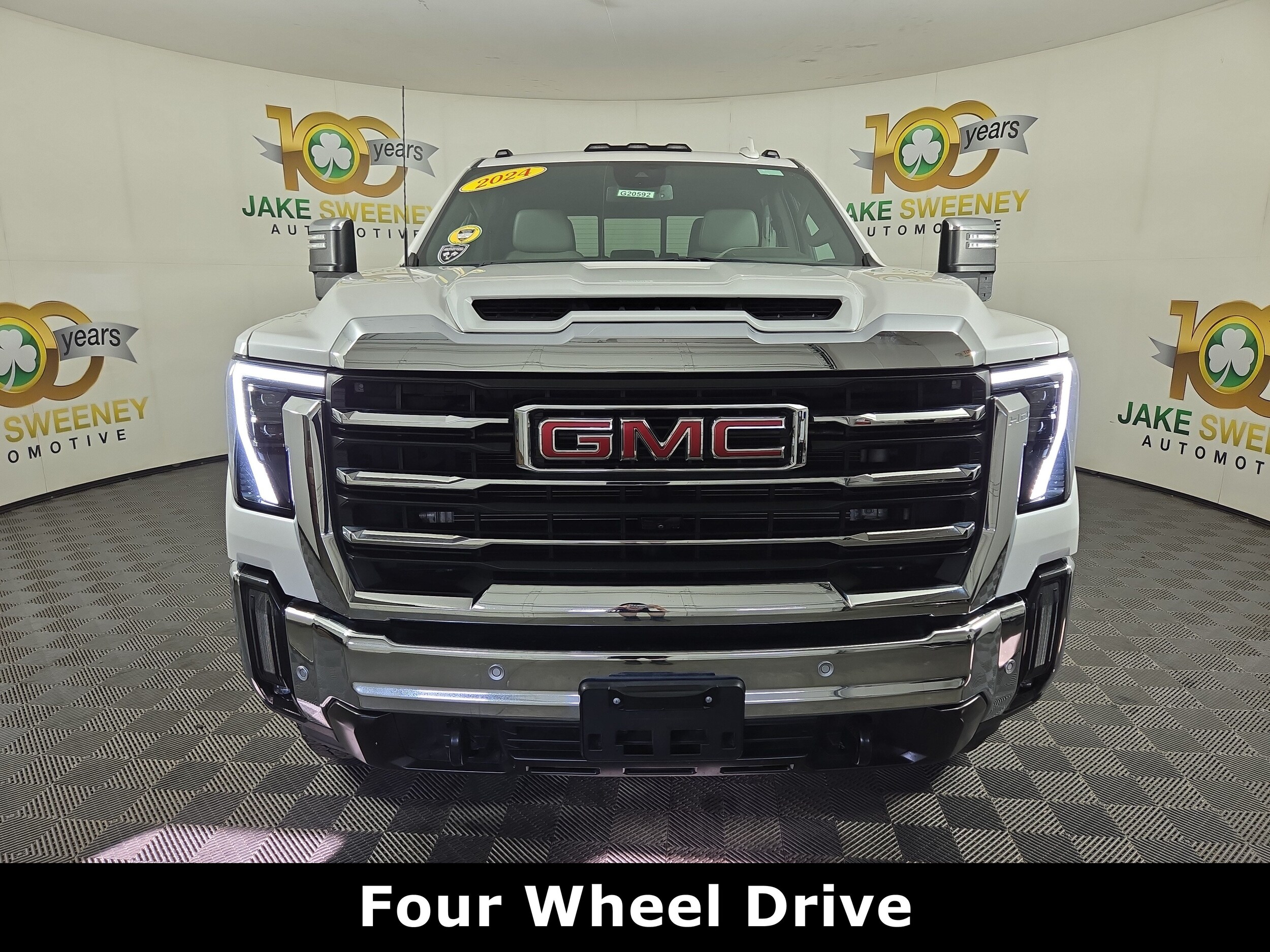 1GT49NEY8RF452503