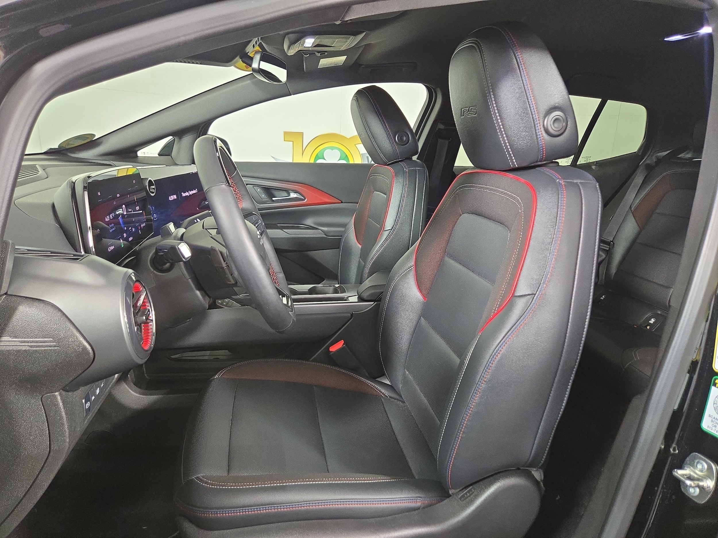 2023 Chevrolet Silverado 1500 LT - Photo 11