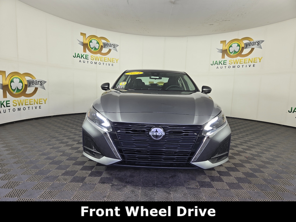 Used 2024 Nissan Altima 2.5 SV Sedan