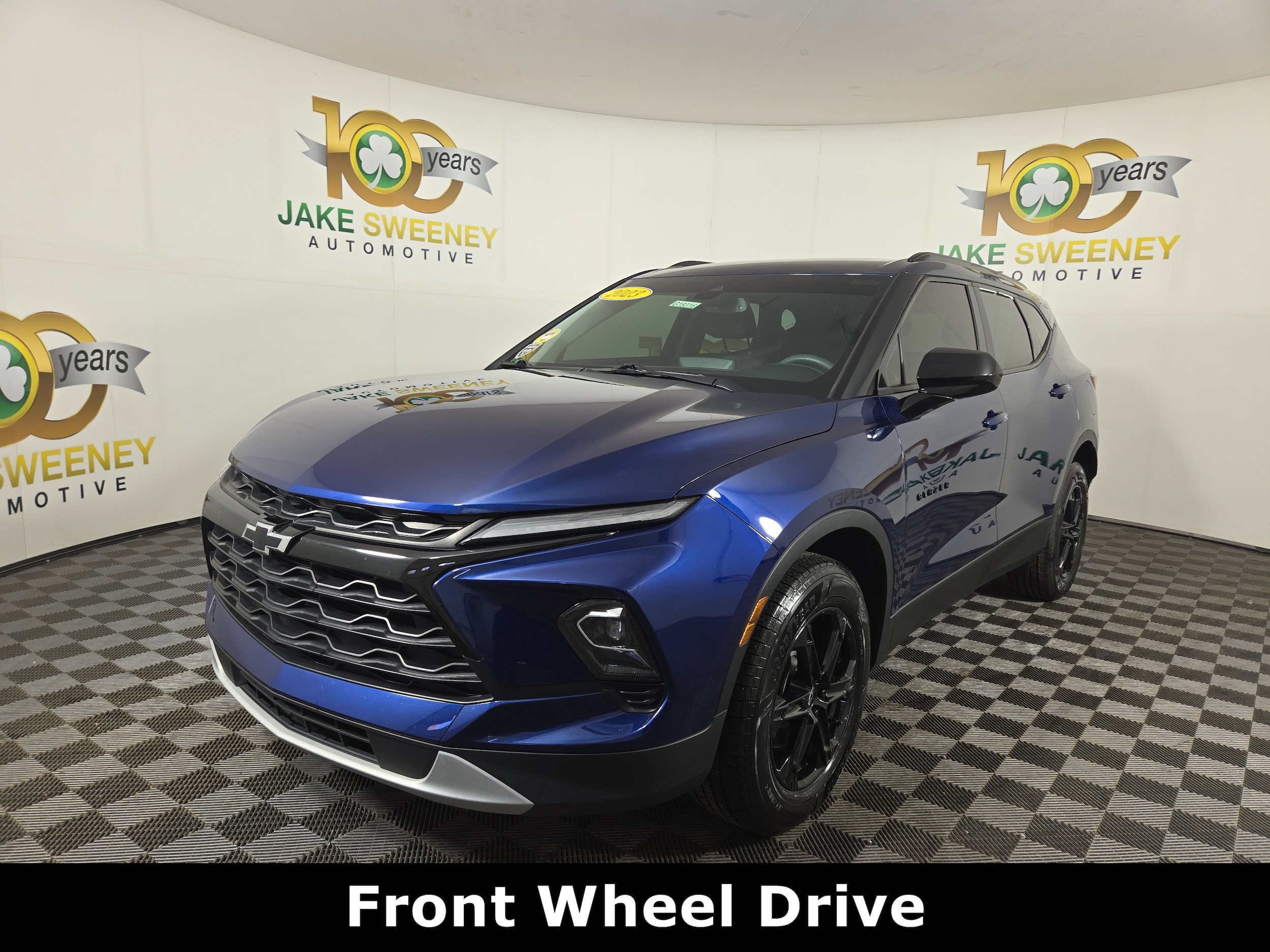 2023 Chevrolet Blazer 2LT photo 2