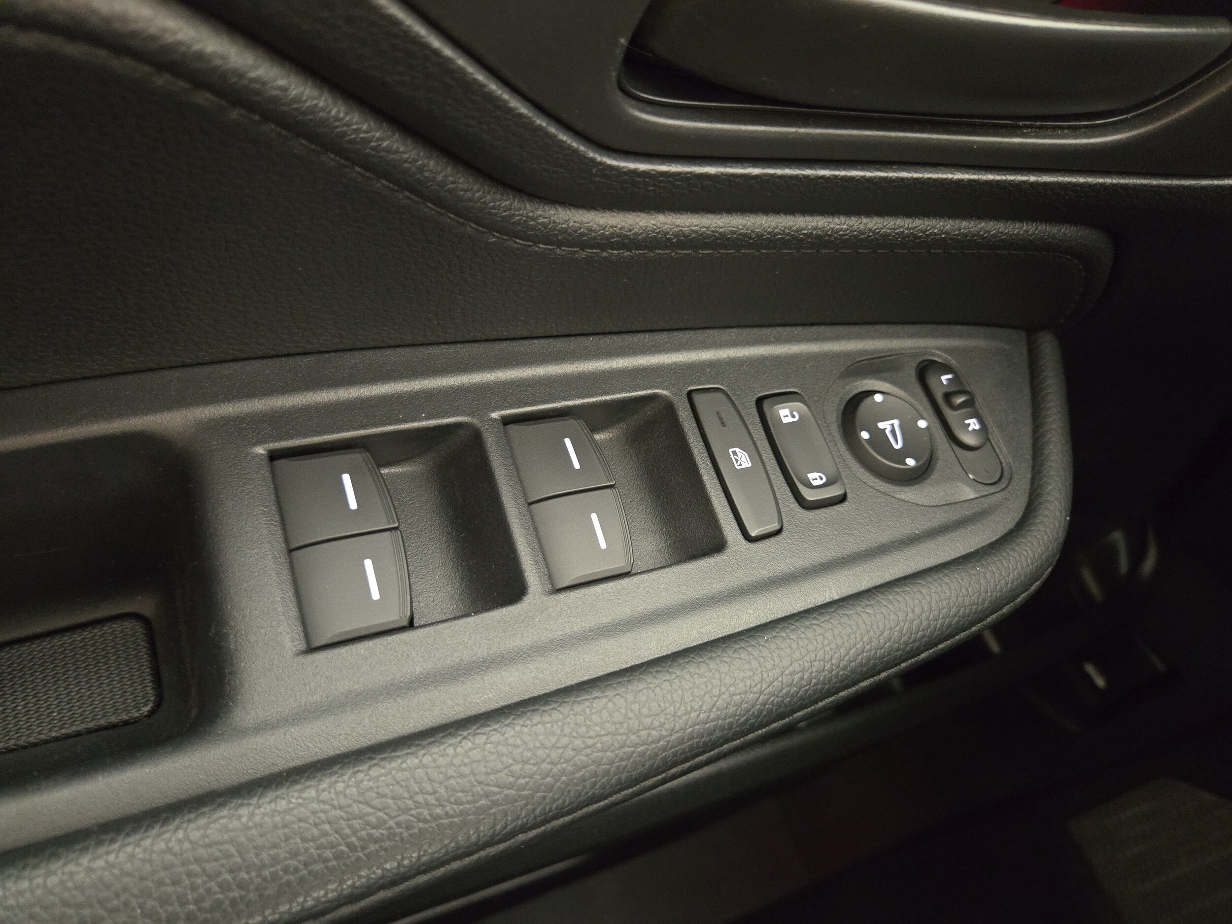 2025 Honda Odyssey Sport L - Photo 31