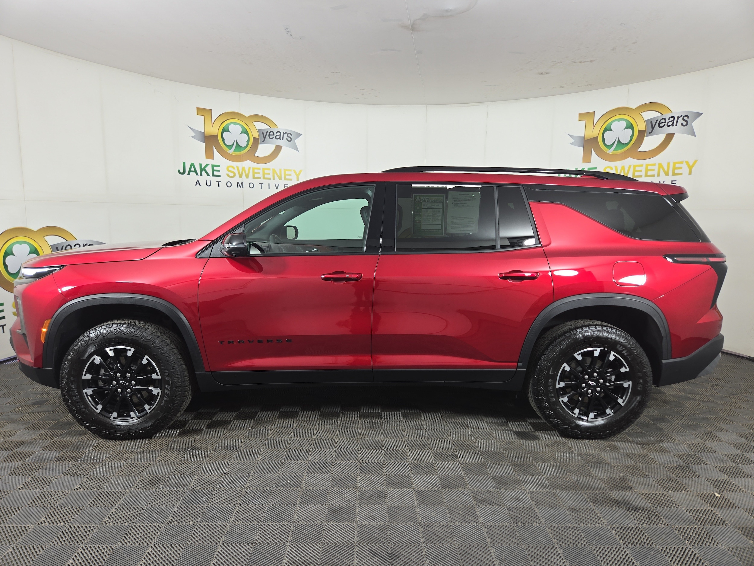 2025 Chevrolet Traverse Z71 - Photo 4