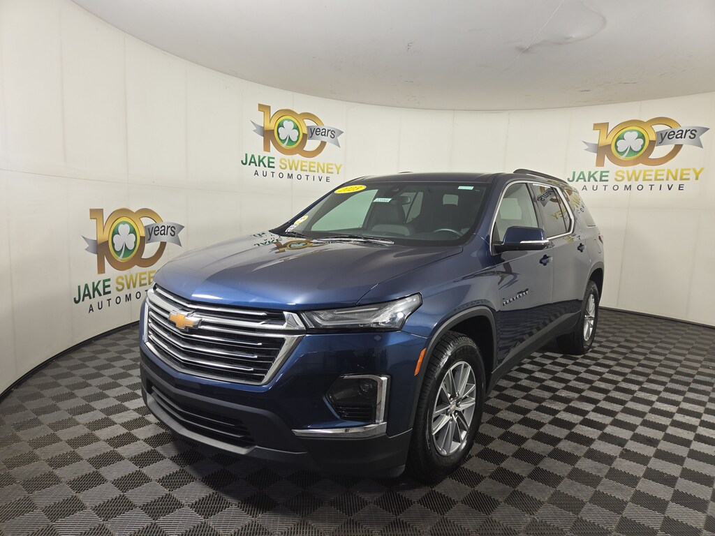 Used 2023 Chevrolet Traverse LT Cloth SUV