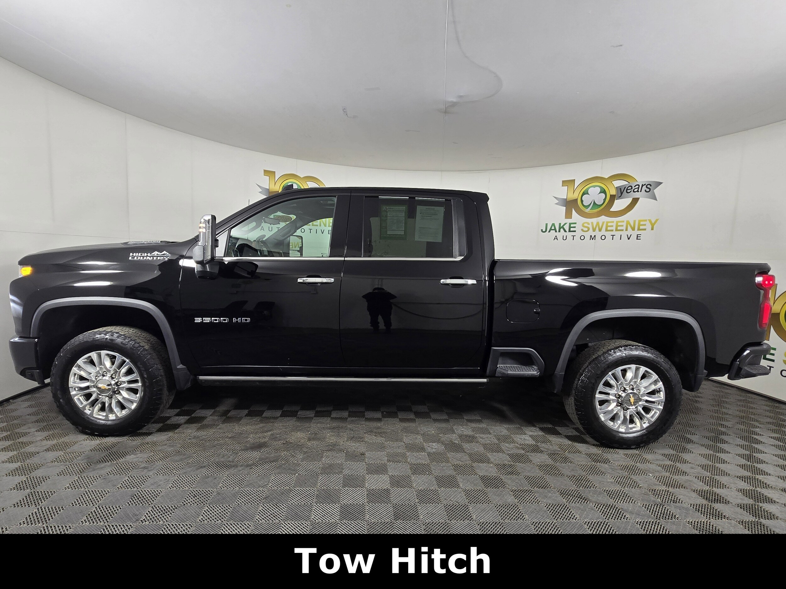 2023 Chevrolet Silverado 3500HD High Country photo 4