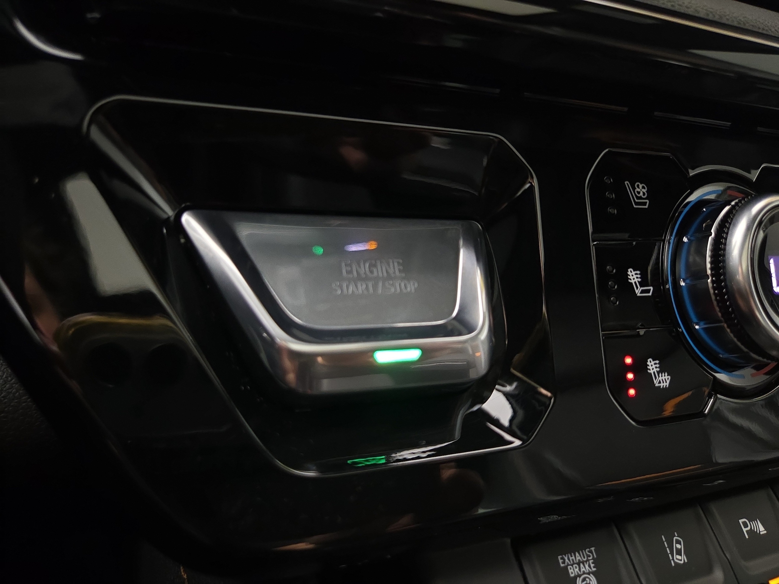 2026 GMC Sierra 2500HD AT4 - Photo 28
