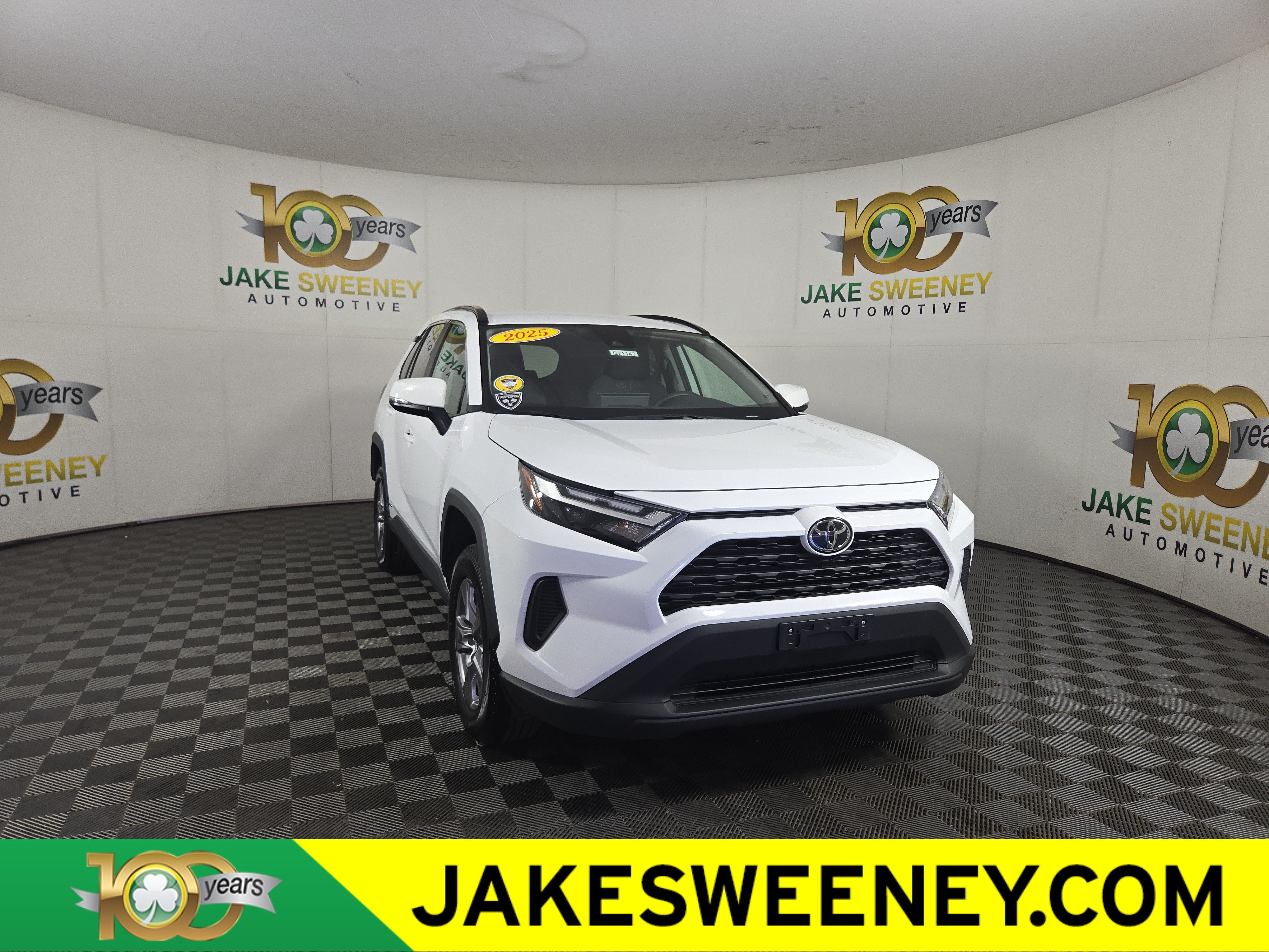 Used 2025 Toyota RAV4 Hybrid XLE SUV