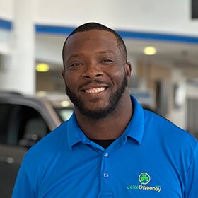 Staff member Nolan Bynum from ID_b67ce9c6e179