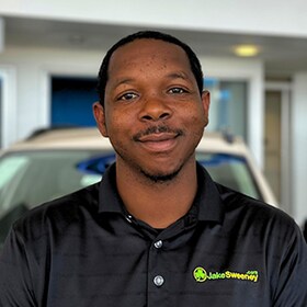 Staff member L.A. Johnson from ID_befed467a320