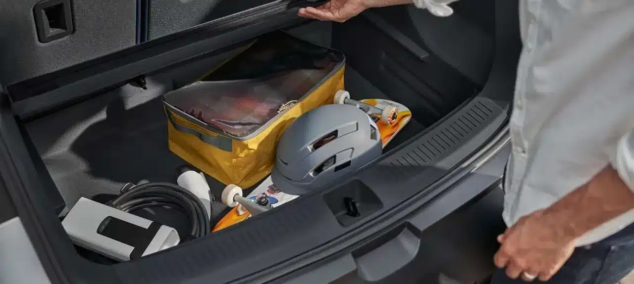 2023 Chevrolet BOLT EUV MAX CARGO ROOM