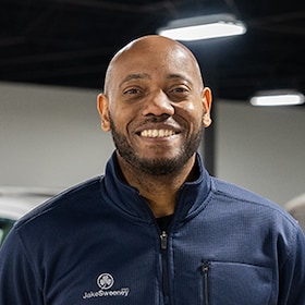 Staff member Vince Mckitric from ID_d3bebee1f6dc