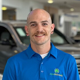 Staff member Lucas Wood from ID_b67ce9c6e179