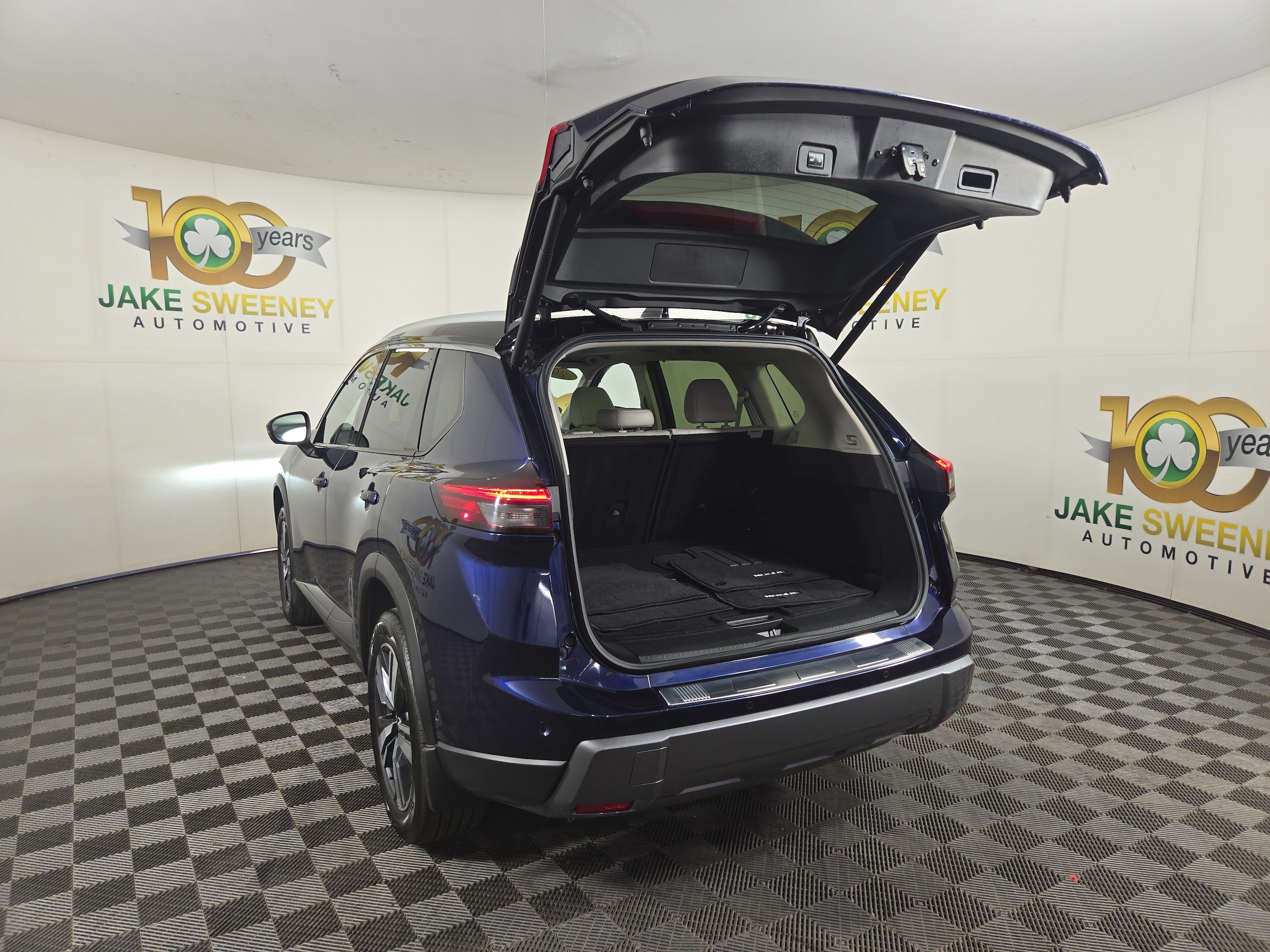 2024 Nissan Rogue SL - Photo 32