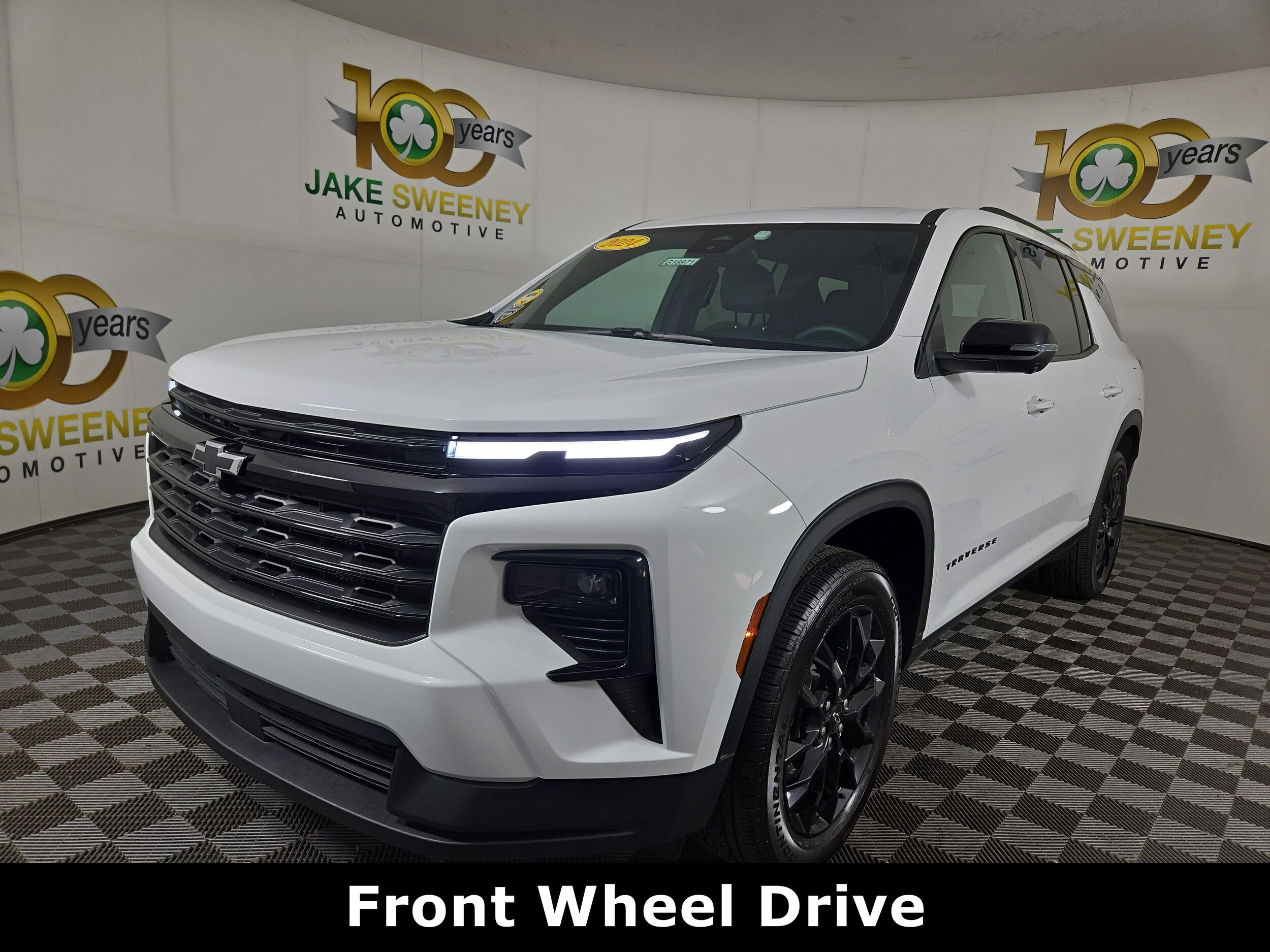 2024 Chevrolet Traverse photo 3