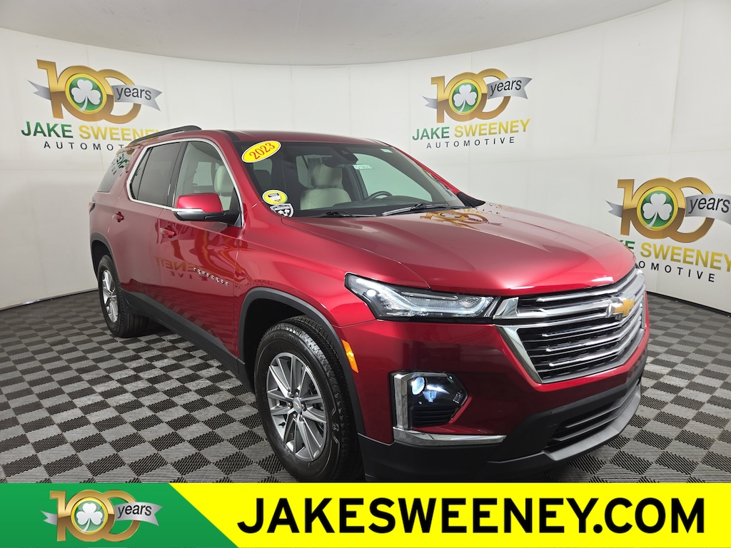Used 2023 Chevrolet Traverse LT Cloth SUV