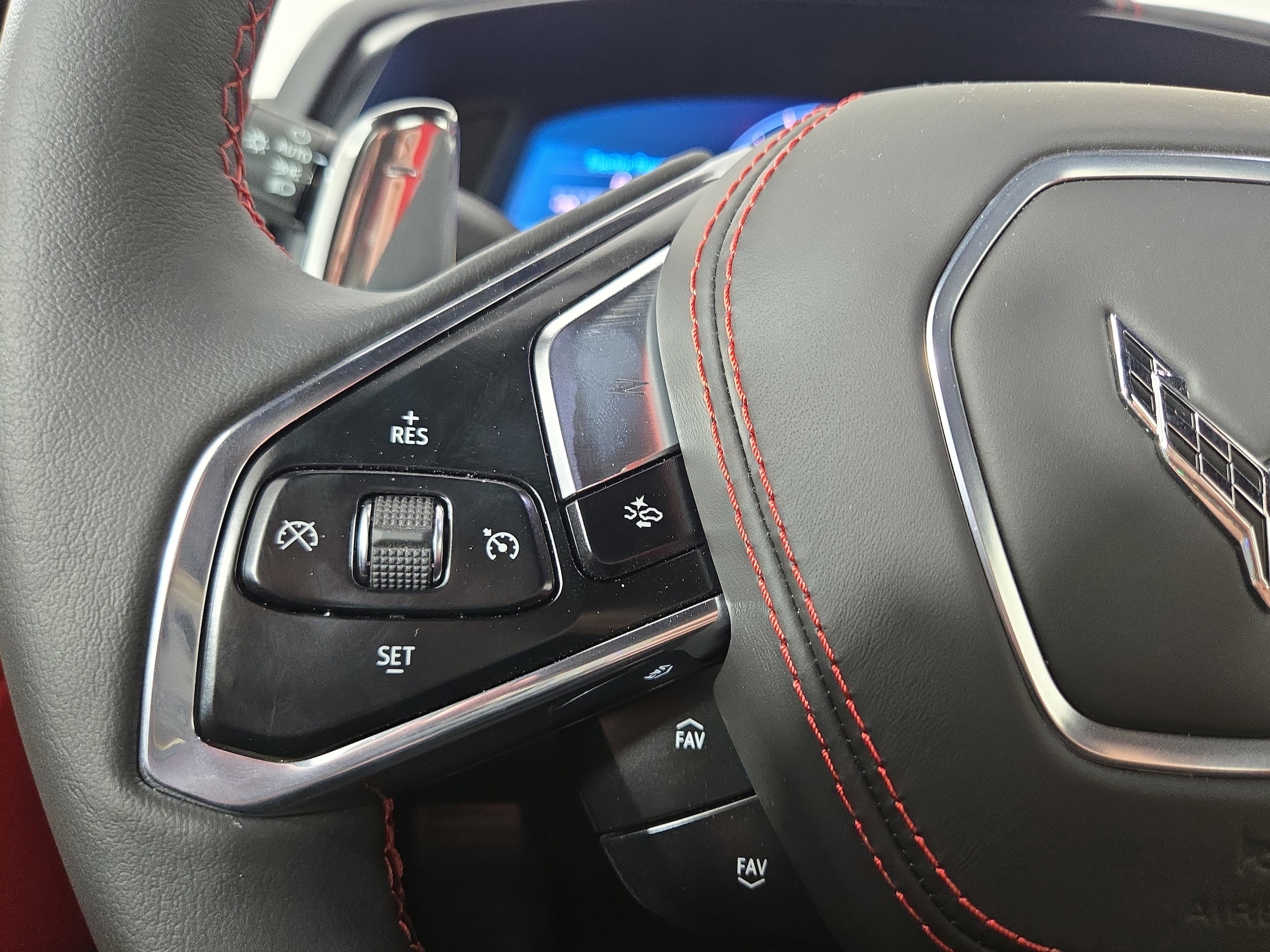 2025 Chevrolet Corvette 2LZ - Photo 13